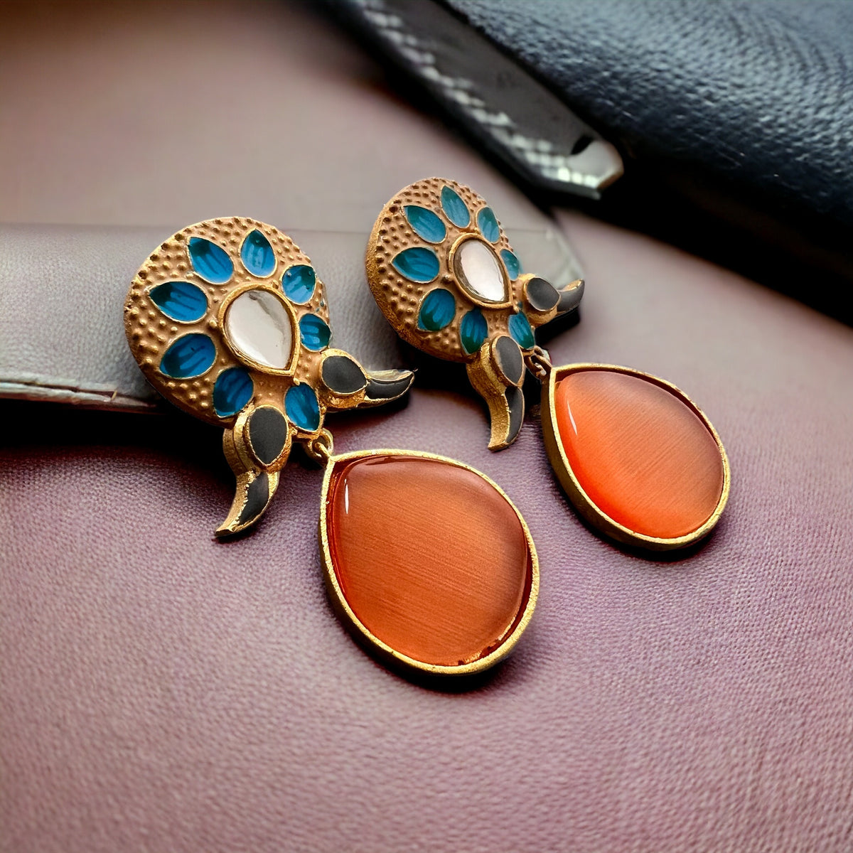 TAPTHI SEMI HANDMADE GOLDTONED  MONOLISA GOLD-TONED EARRING -ER124