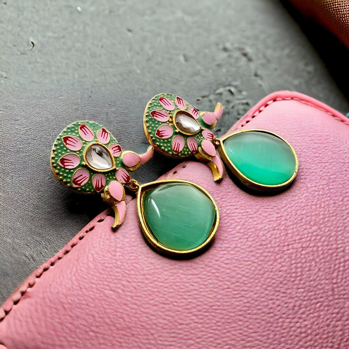 TAPTHI SEMI HANDMADE GOLDTONED  MONOLISA GOLD-TONED EARRING -ER124