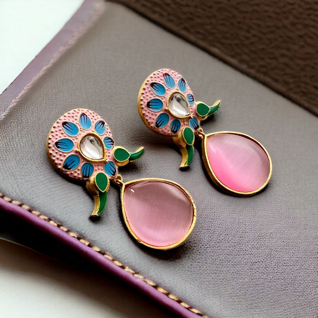 TAPTHI SEMI HANDMADE GOLDTONED  MONOLISA GOLD-TONED EARRING -ER124