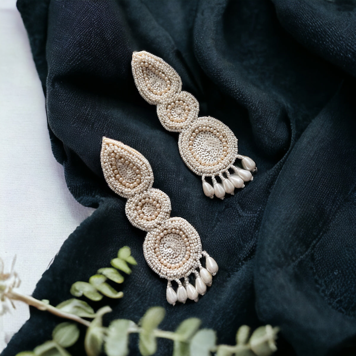 TESA FABRIC AND BEADS HANDMADE  EARRINGS/DANGLER ER540