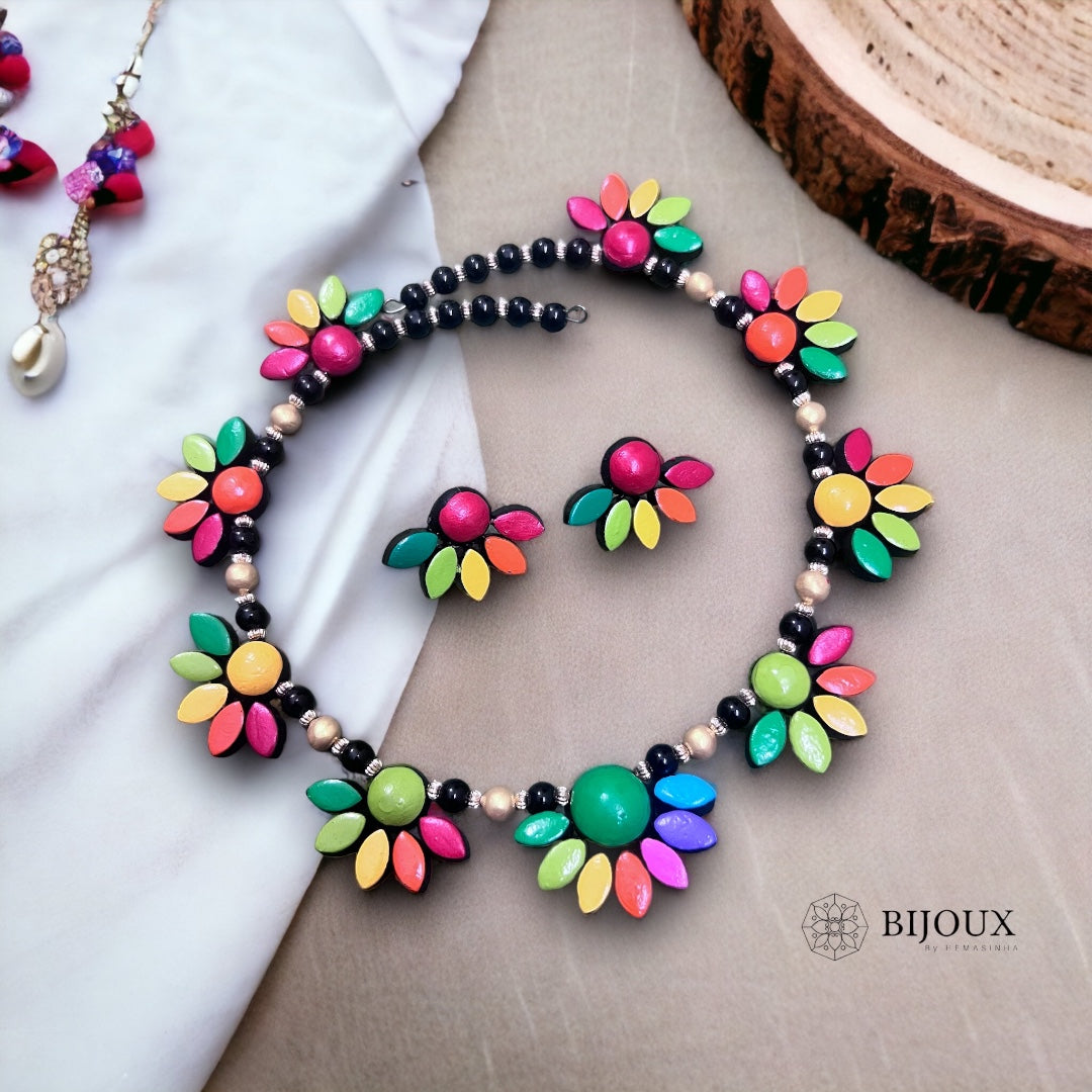RAINBOW BLOOM TERRACOTTA HANDMADE NECKLACE WITH EARRINGS TR19