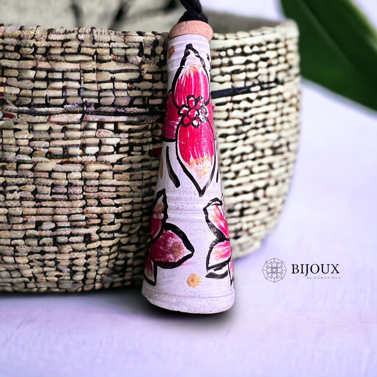 SODA SNUGGLE TERRACOTTA PENDANT WITH BLACK ROPE TR15