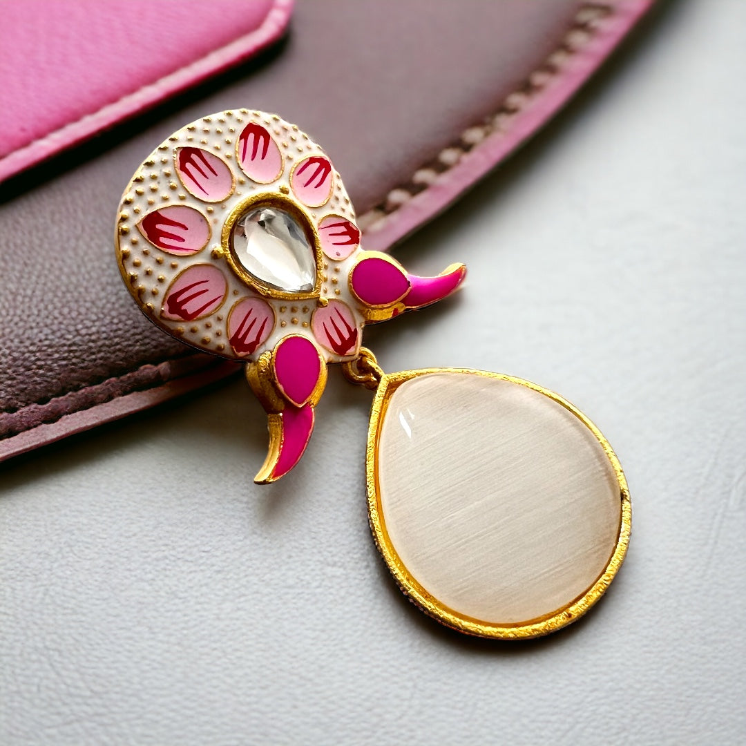 TAPTHI SEMI HANDMADE GOLDTONED  MONOLISA GOLD-TONED EARRING -ER124