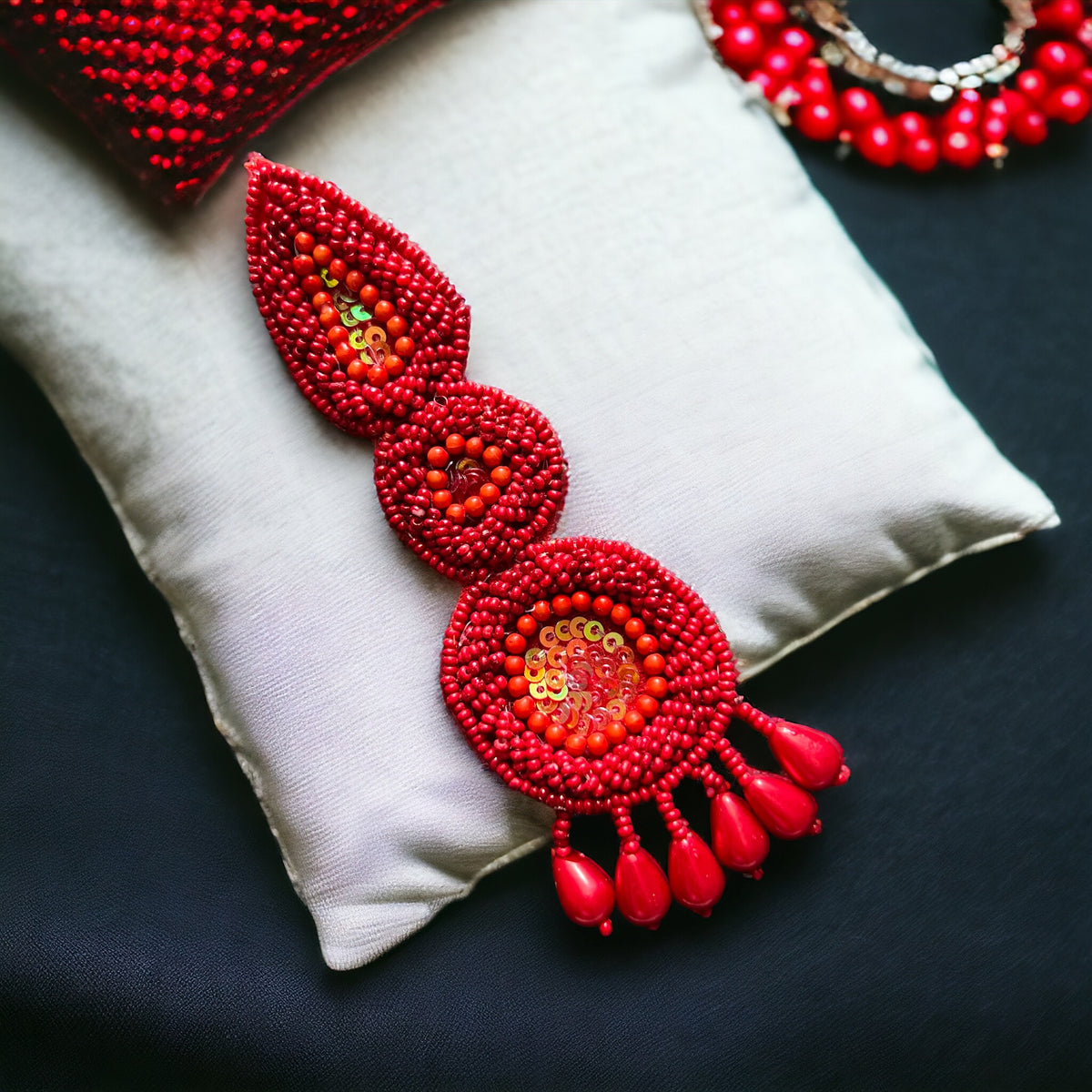 TESA FABRIC AND BEADS HANDMADE  EARRINGS/DANGLER ER540