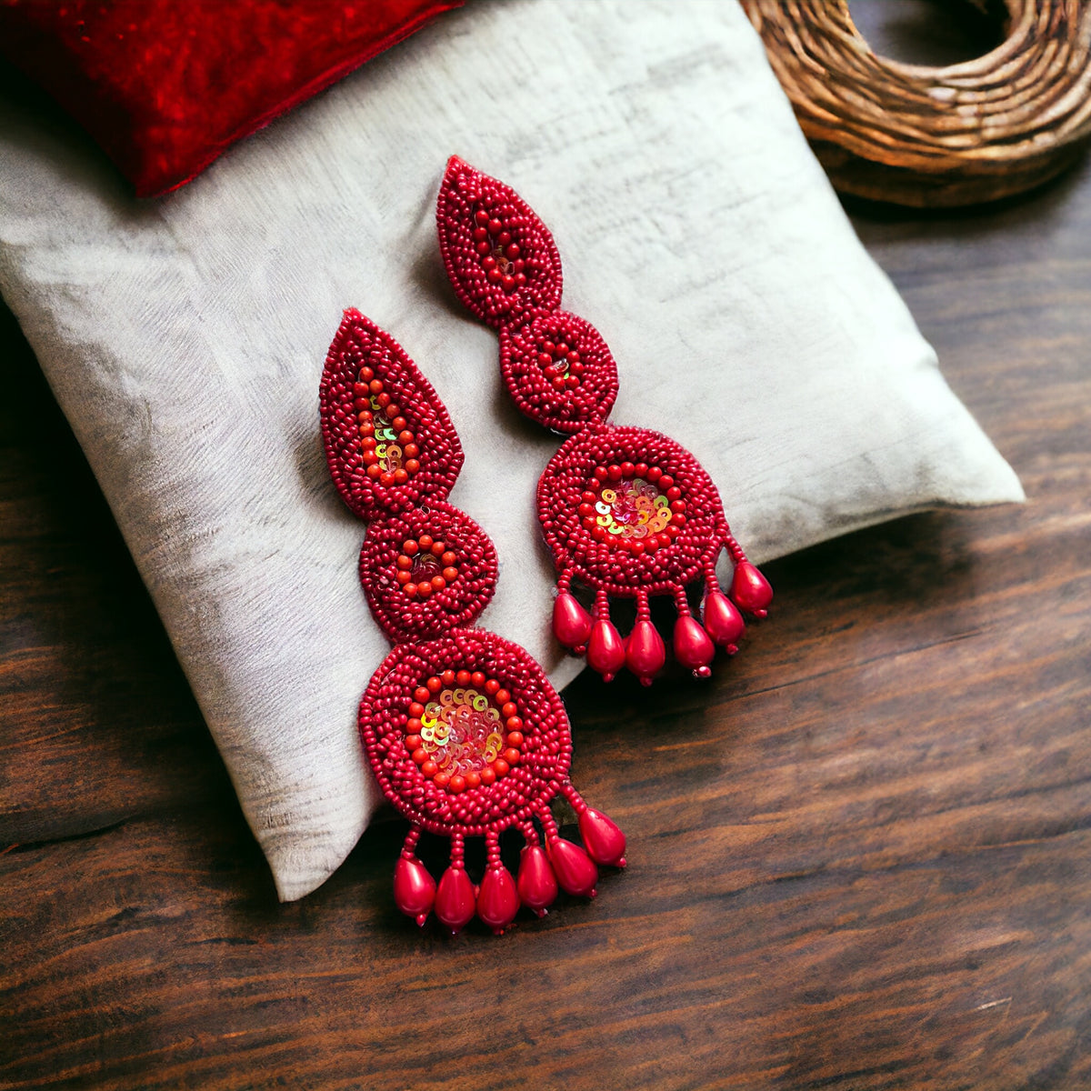 TESA FABRIC AND BEADS HANDMADE  EARRINGS/DANGLER ER540