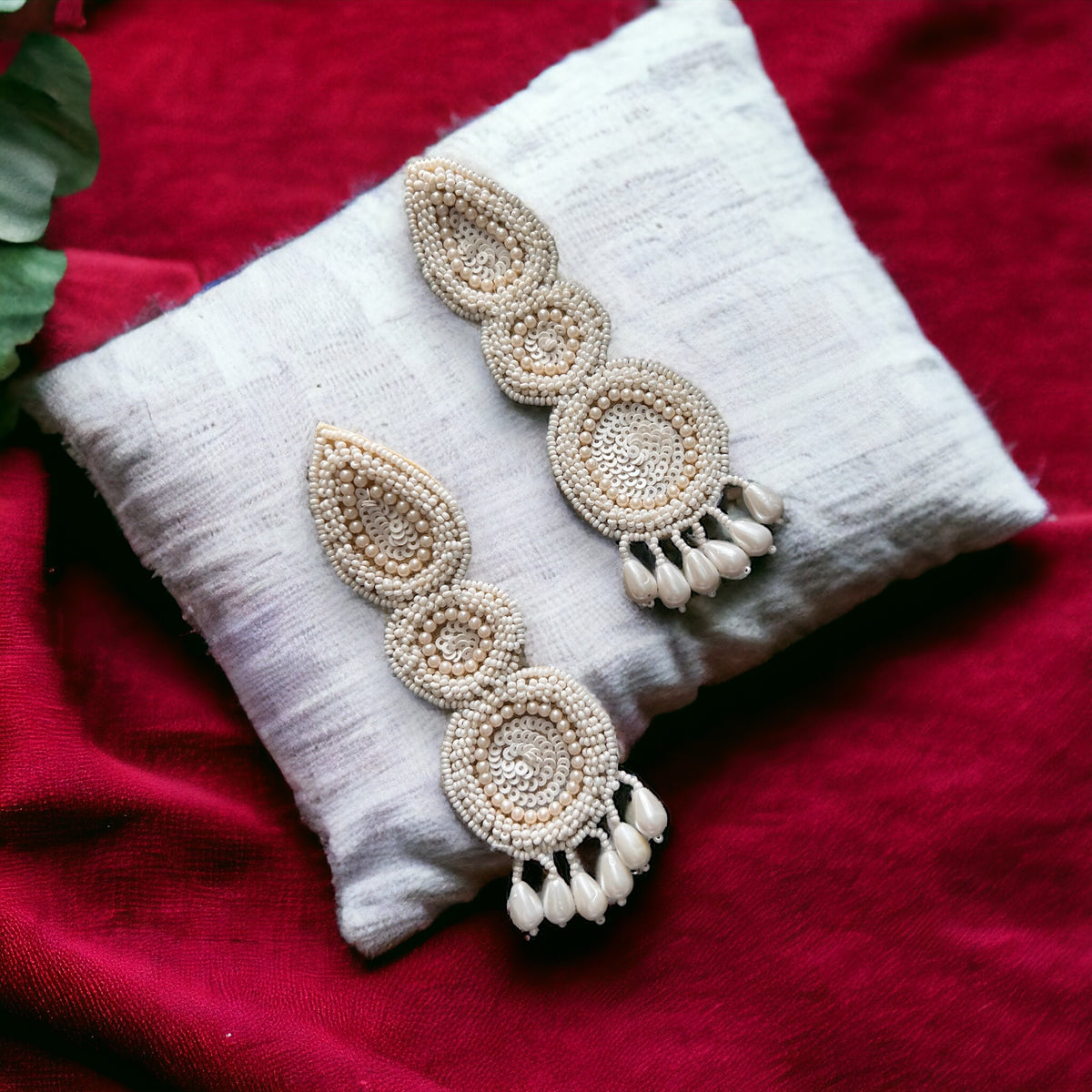 TESA FABRIC AND BEADS HANDMADE  EARRINGS/DANGLER ER540