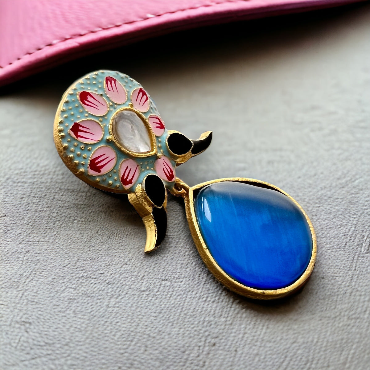 TAPTHI SEMI HANDMADE GOLDTONED  MONOLISA GOLD-TONED EARRING -ER124