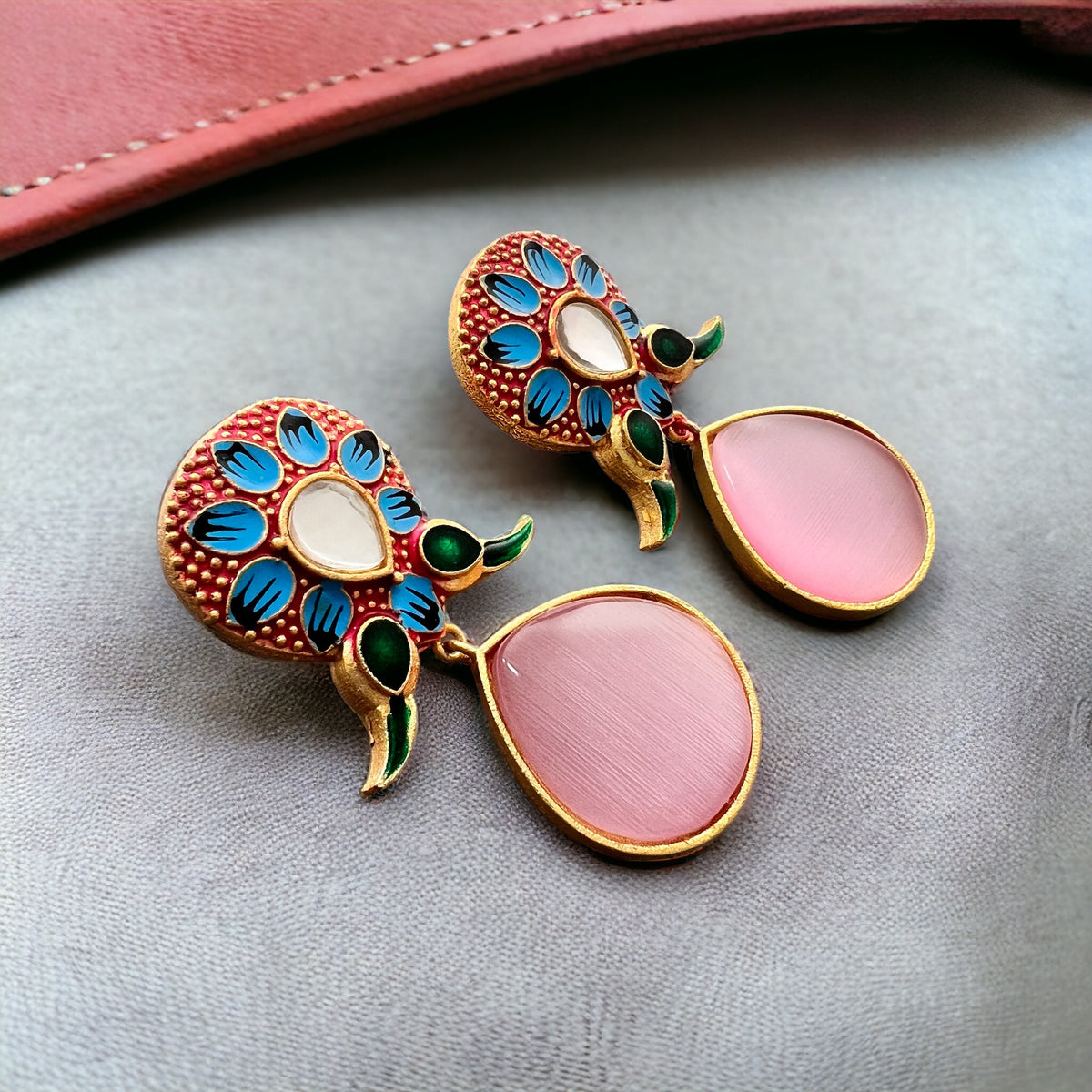 TAPTHI SEMI HANDMADE GOLDTONED  MONOLISA GOLD-TONED EARRING -ER124