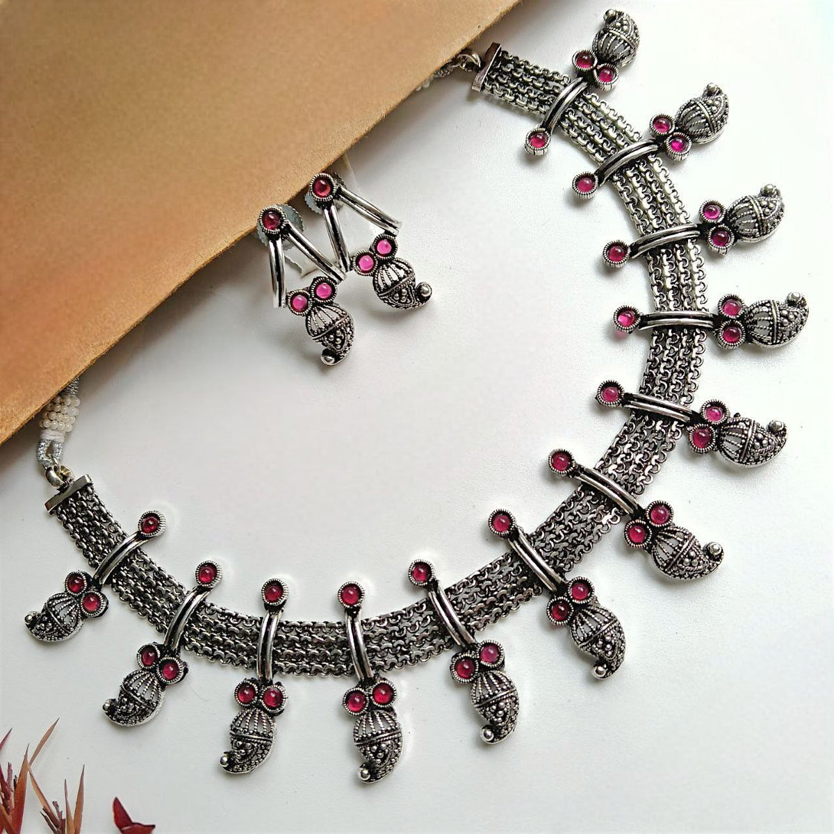 OLYMPIA OXIDIZED ANTIQUE NECKLACE NL198