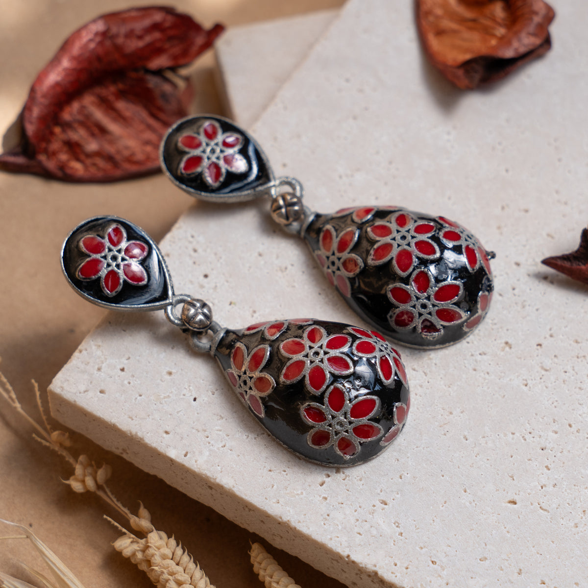 SWATHIKA FLORA DANGLER/ EARRINGS ER833