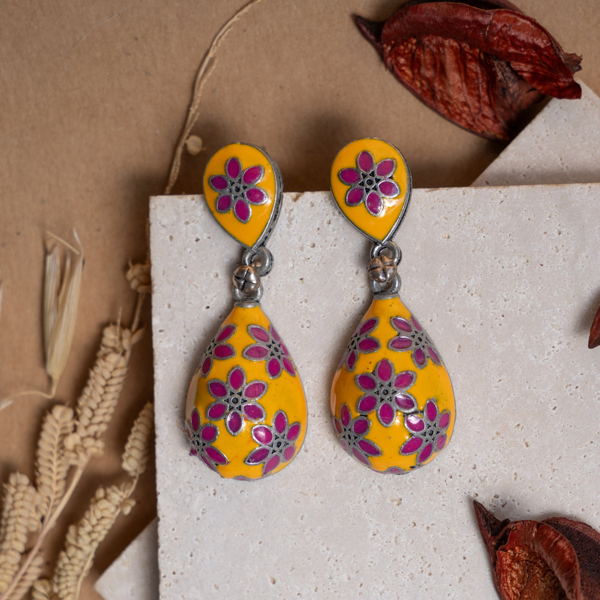 SWATHIKA FLORA DANGLER/ EARRINGS ER833