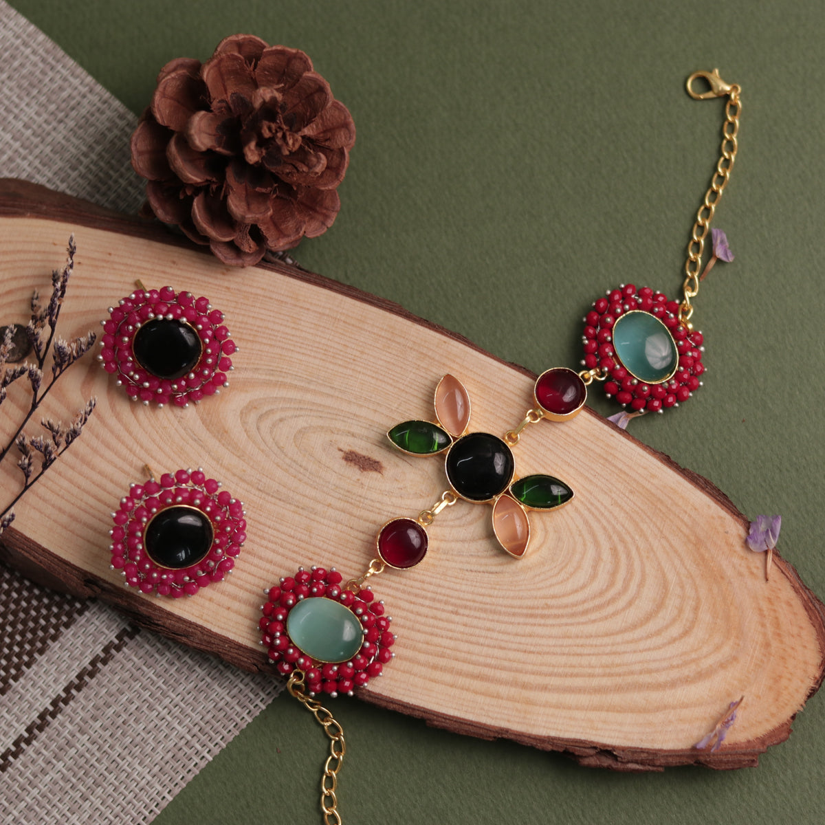 NIRASHA BIJOUX HANDMADE MONALISA MINIMALIST CHOKER WITH EARRINGS CH45