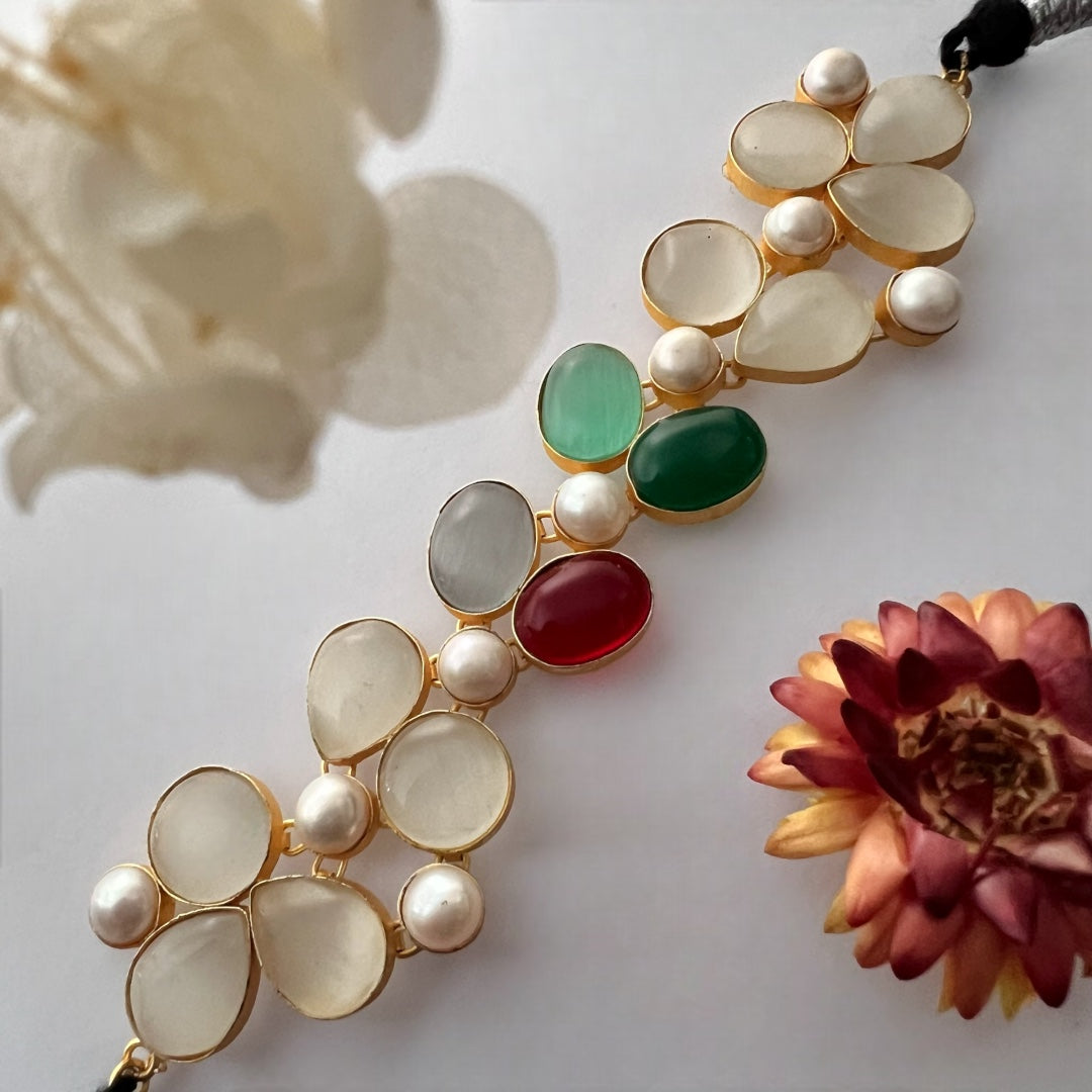 BAGYA BIJOUX PREMIUM AND EXCLUSIVE HANDMADE MONALISA CHOKER WITH EARRINGS CH405