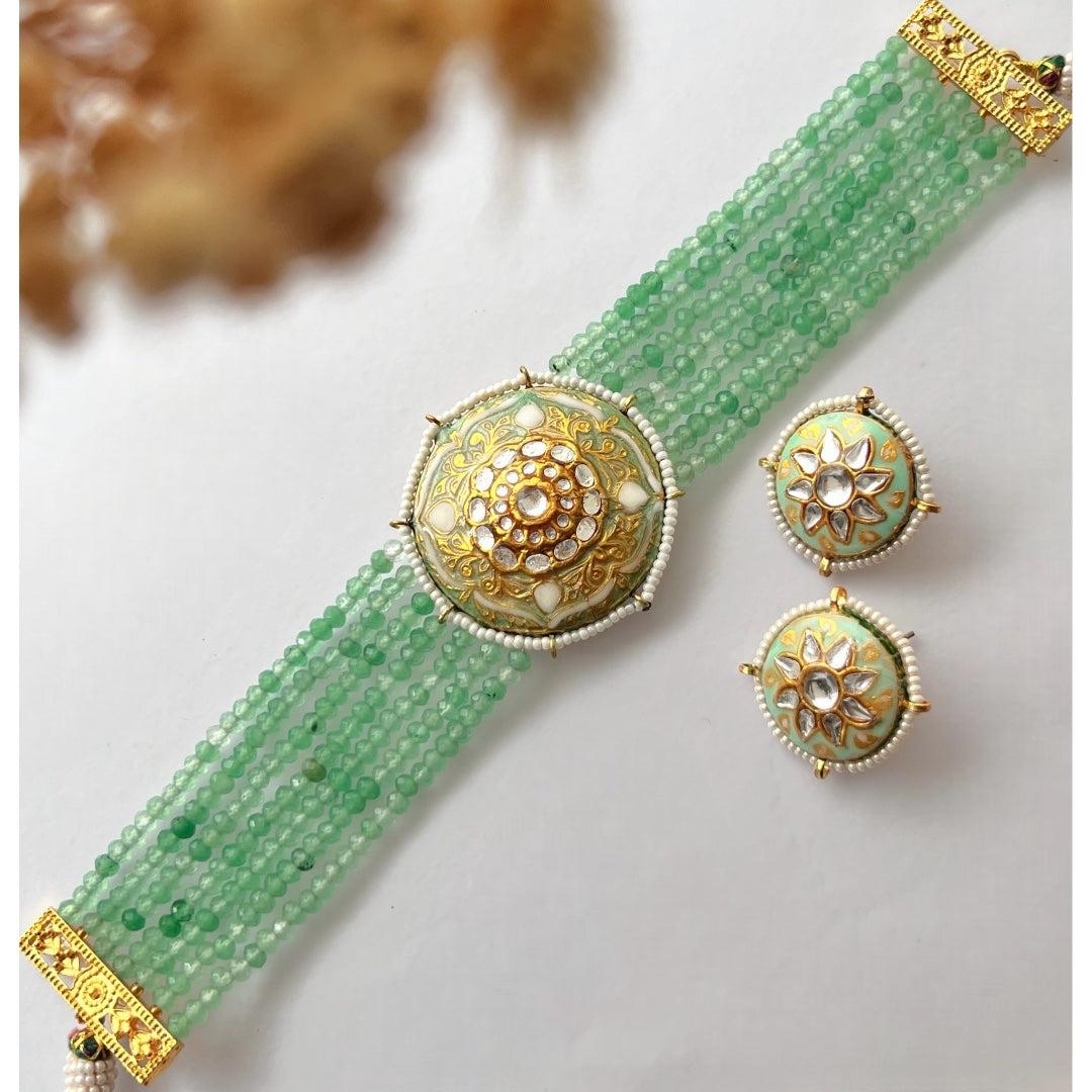 JADE ONEX BEADS LAC AND KUNDAN BIJOUX PREMIUM AND EXCLUSIVE HANDMADE CHOKER WITH EARRINGS CH397