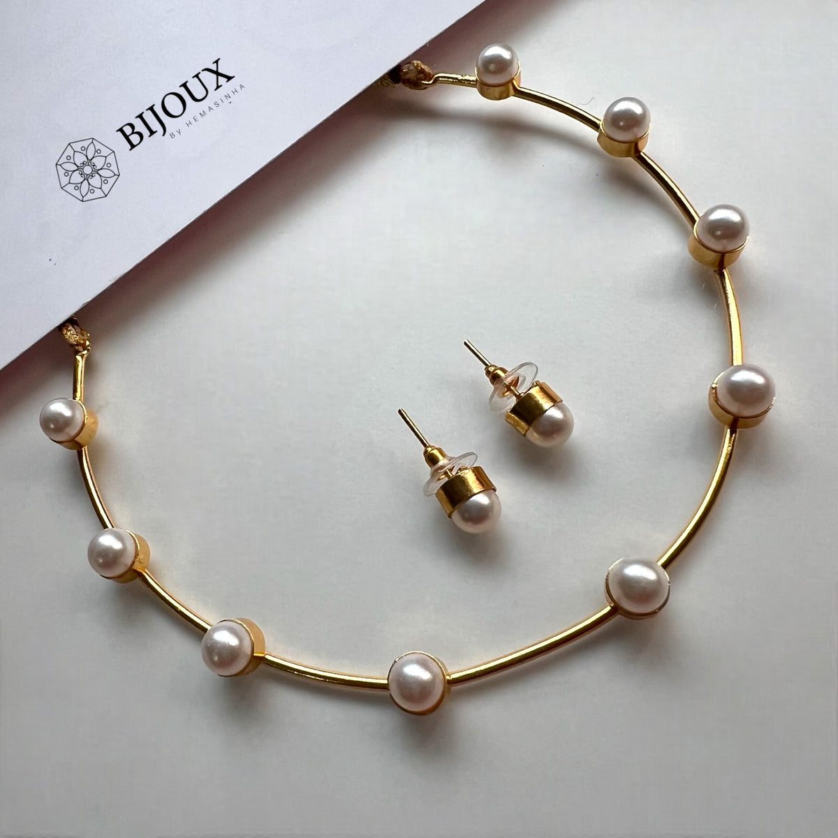 ISAL HANDMADE GOLD TONED HASLI/NECKPIECE WITH EARRINGS CH423