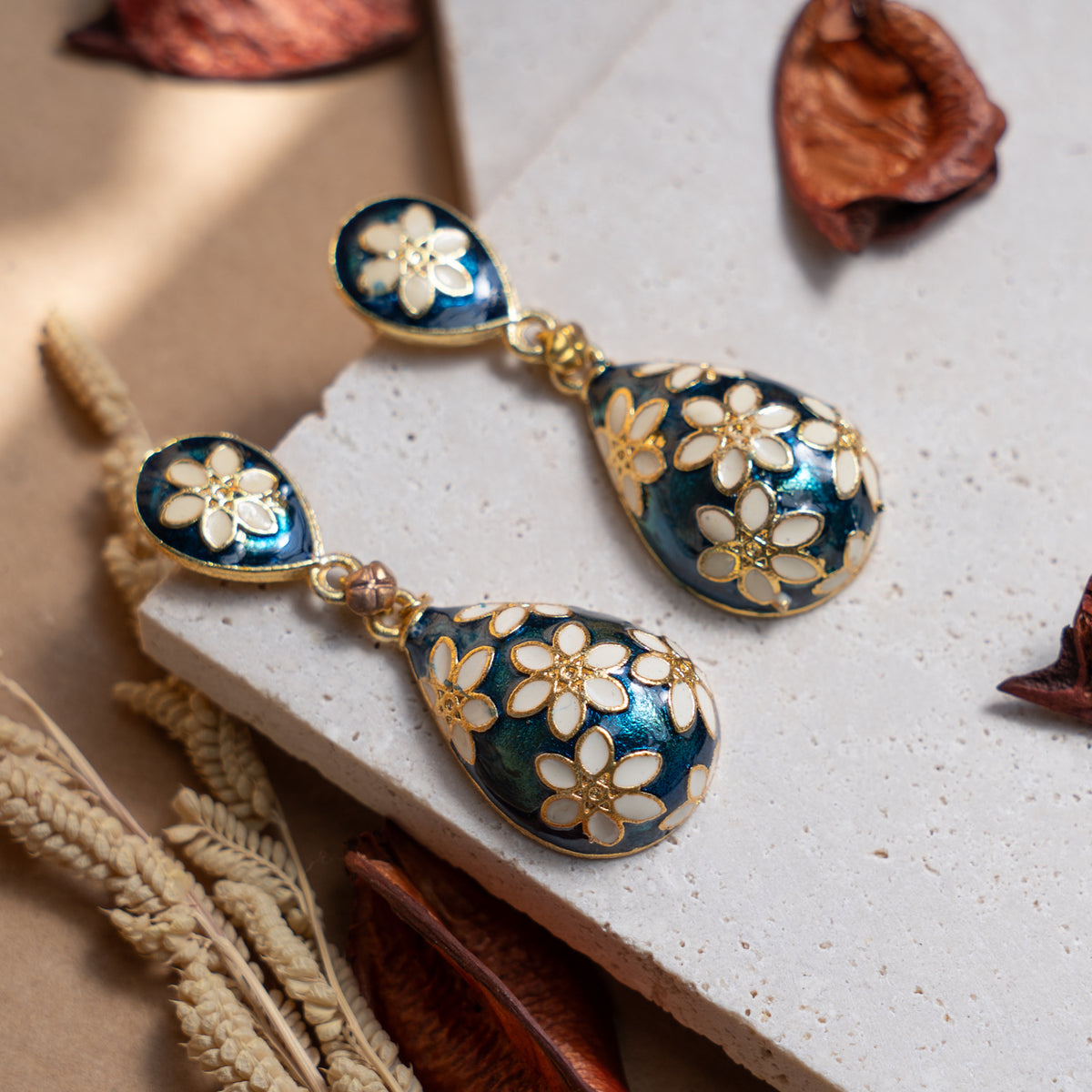 SWATHIKA FLORA DANGLER/ EARRINGS ER833