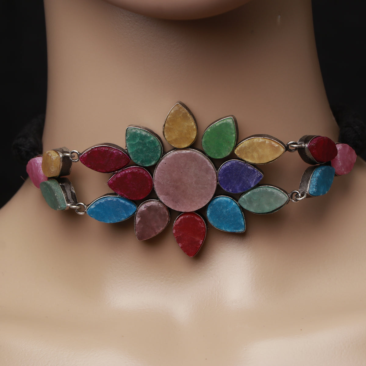 VARKAMA BIJOUX  EXCLUSIVE HANDMADE RAW STONE RUSTIC CHOKER WITH EARRINGS CH84