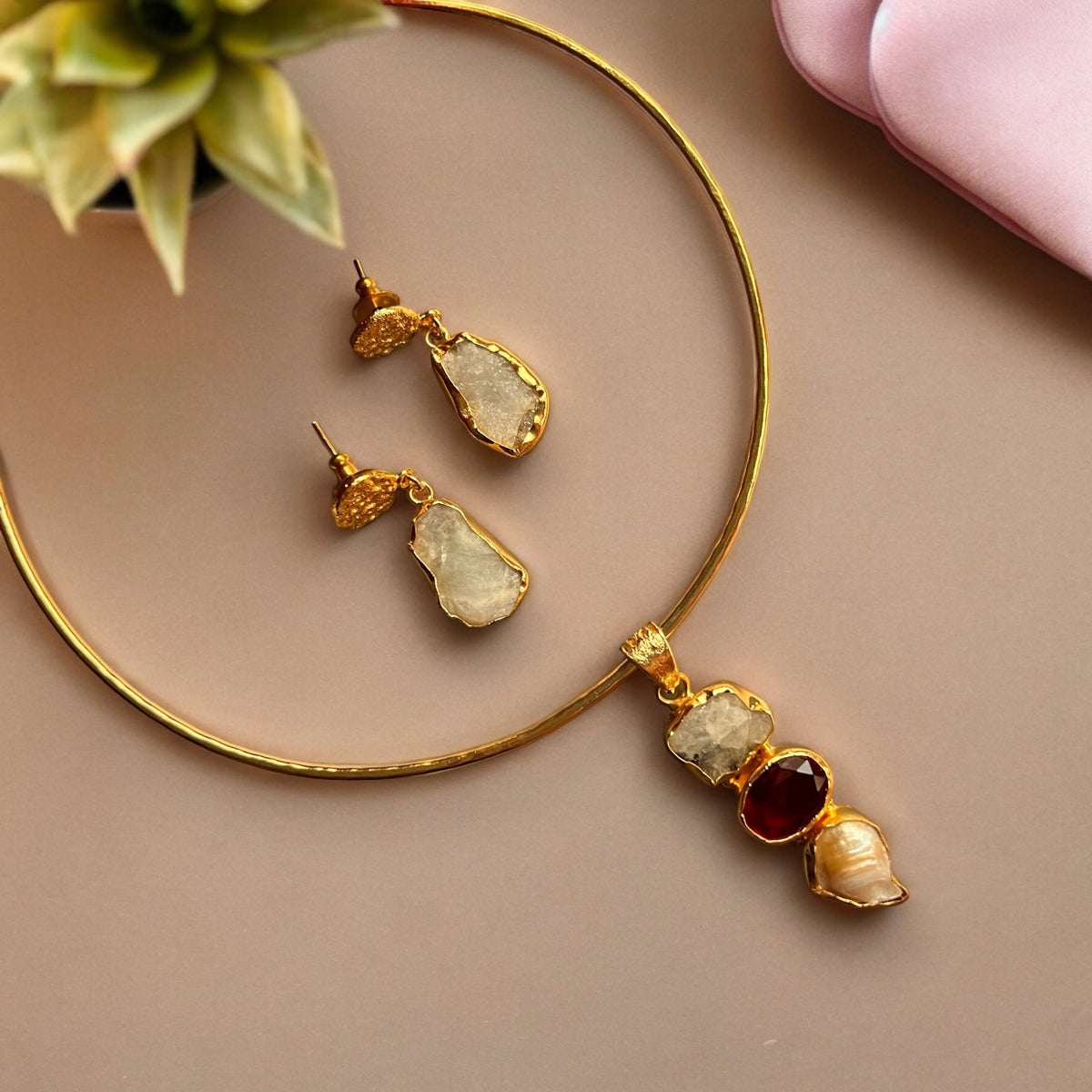 SOPHIA HANDMADE BIJOUX PREMIUM AND BIJOUX EXCLUSIVE HASLI WITH EARRINGS CH479