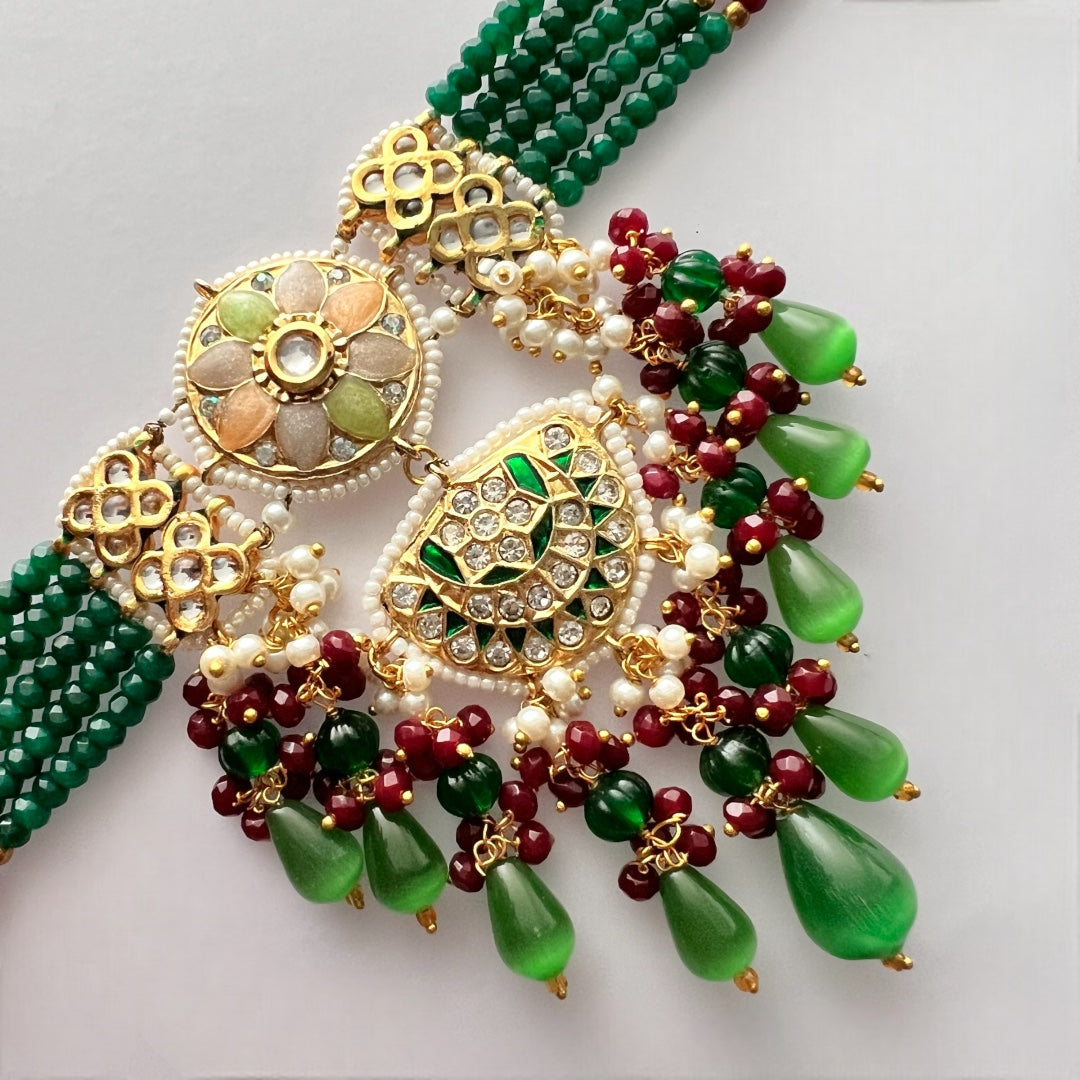 REETHANA BIJOUX PREMIUM HANDMADE CHOKER WITH EARRINGS AND TIKKA CH395