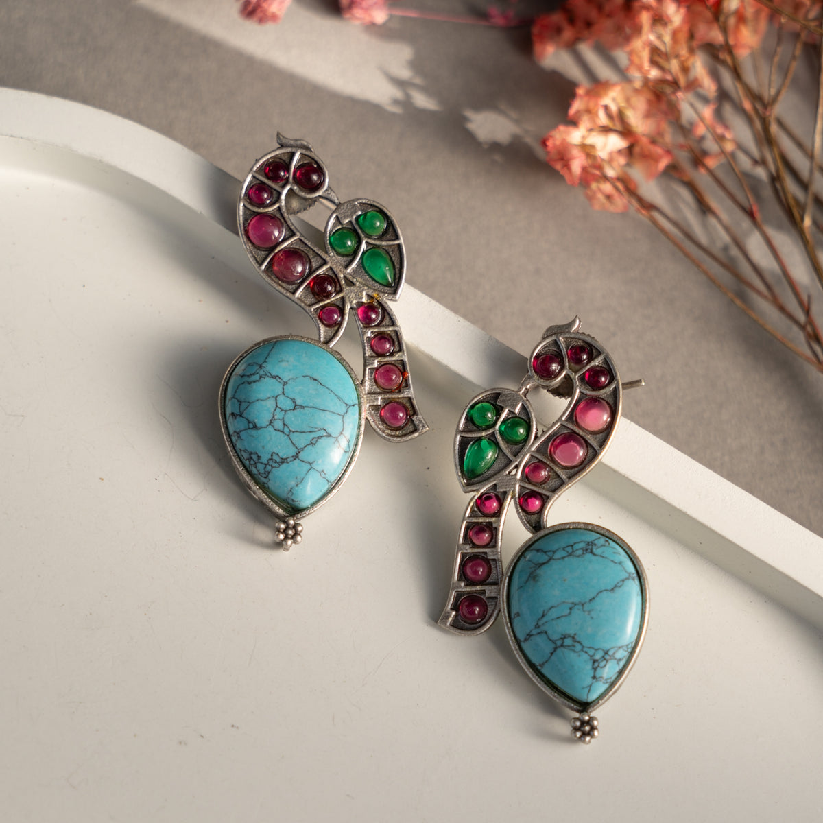 ROMANA FAUX SILVER ANTIQUE SEMI HANDMADE MONALISA STONE EARRINGS ER786