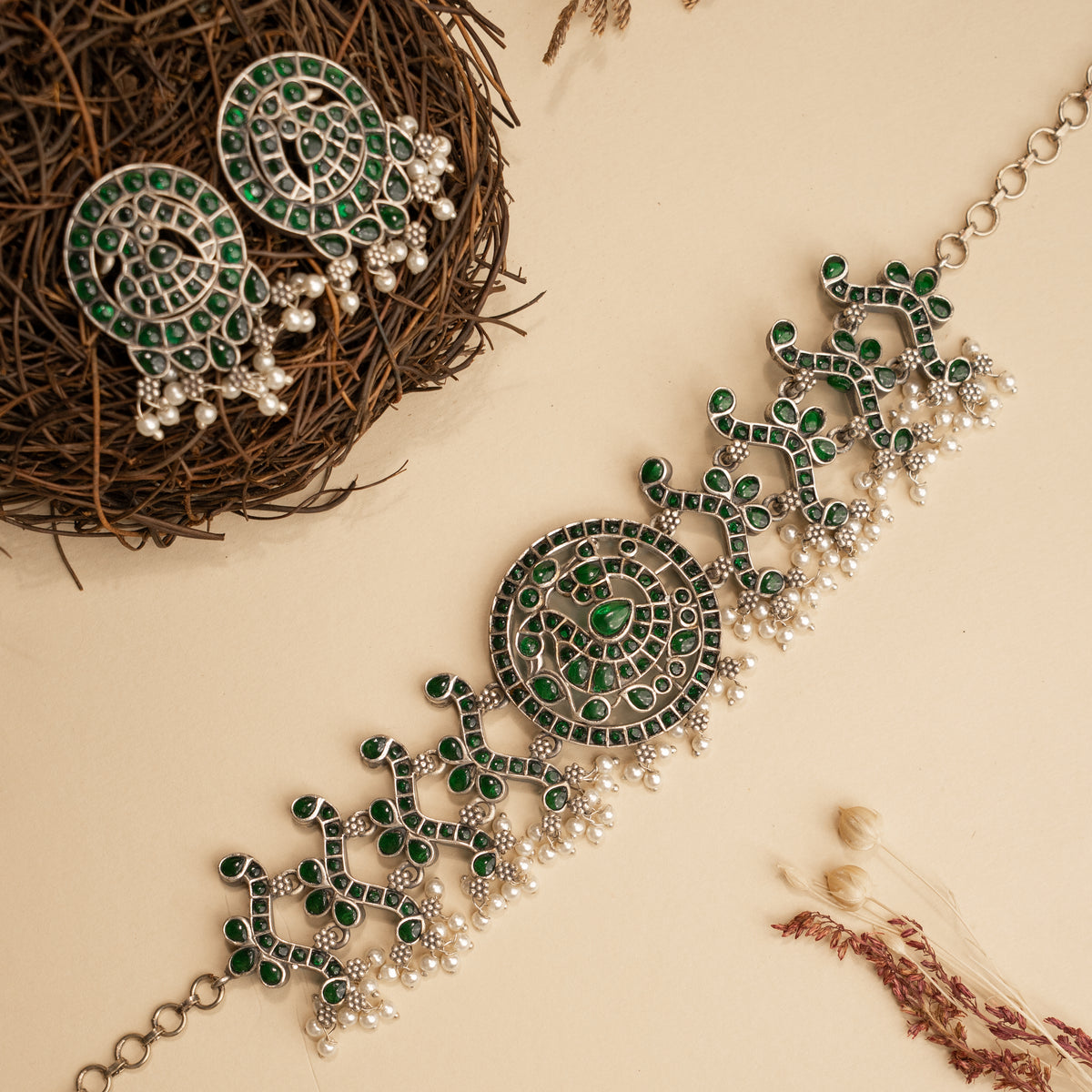 AARNA BIJOUX PREMIUM AND EXCLUSIVE SEMI HANDMADE RUSTIC FINISH CHOKER WITH EARRINGS CH136