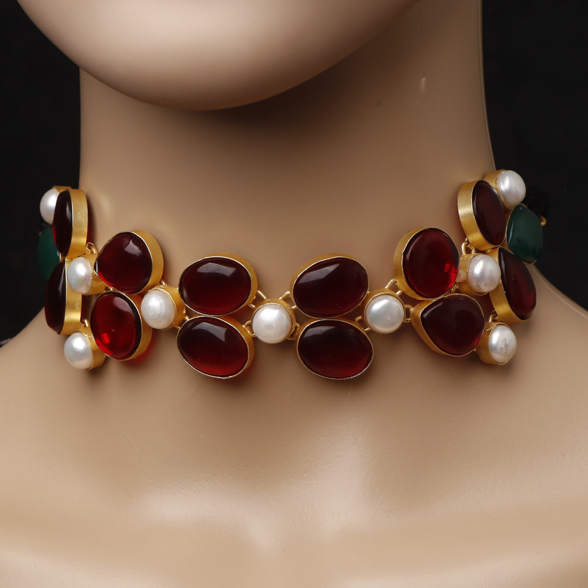 BAGYA BIJOUX PREMIUM AND EXCLUSIVE HANDMADE MONALISA CHOKER WITH EARRINGS CH405
