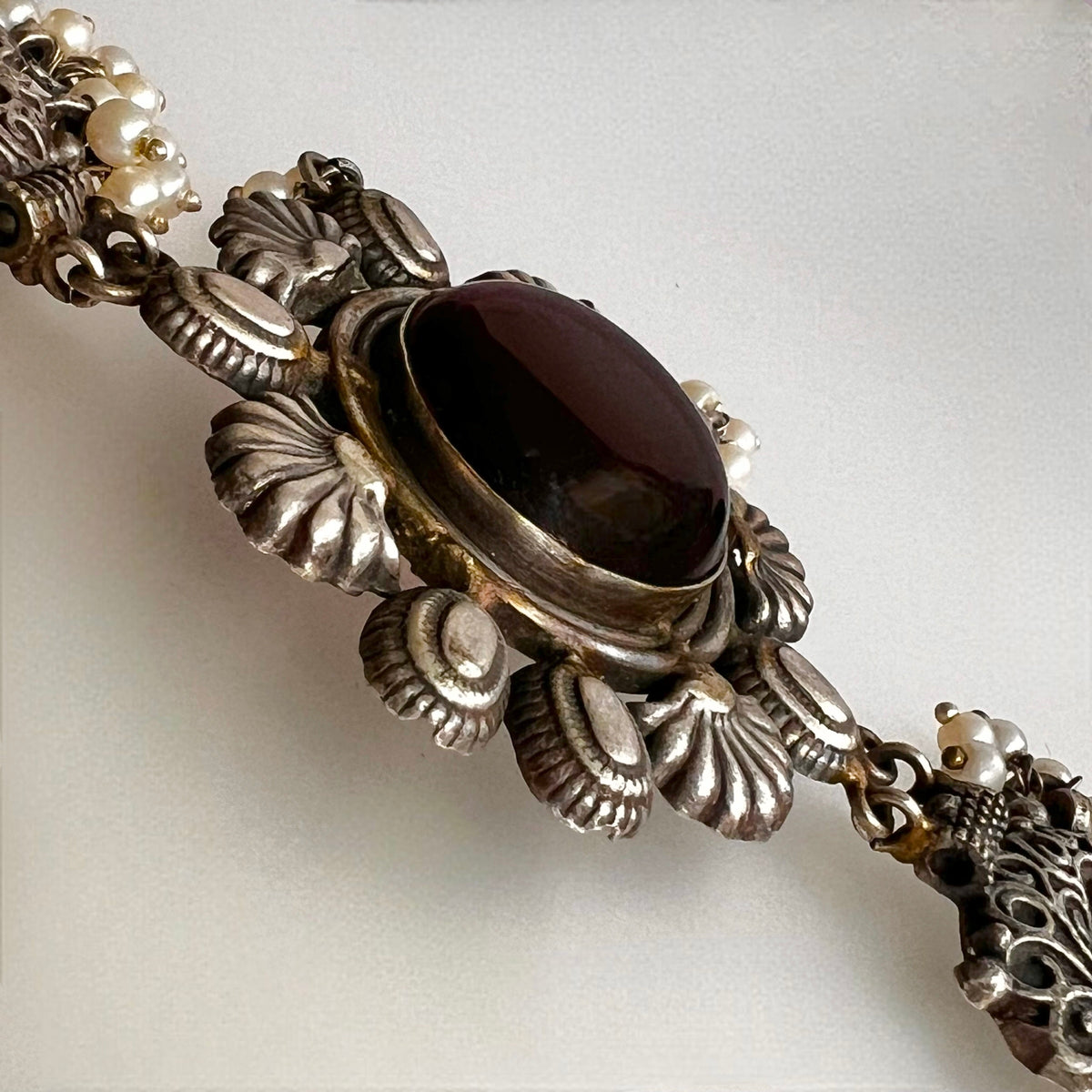 RITHIKA SEMI HANDMADE SILVER LOOK ALIKE CHOKER WITH EARRINGS CH52