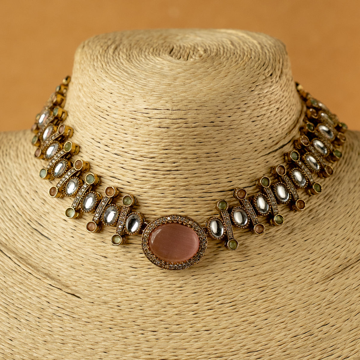 ZOHRA SEMI HANDMADE MONALISA STONE NECKPIECE/NECKLACE EARRINGS NL325