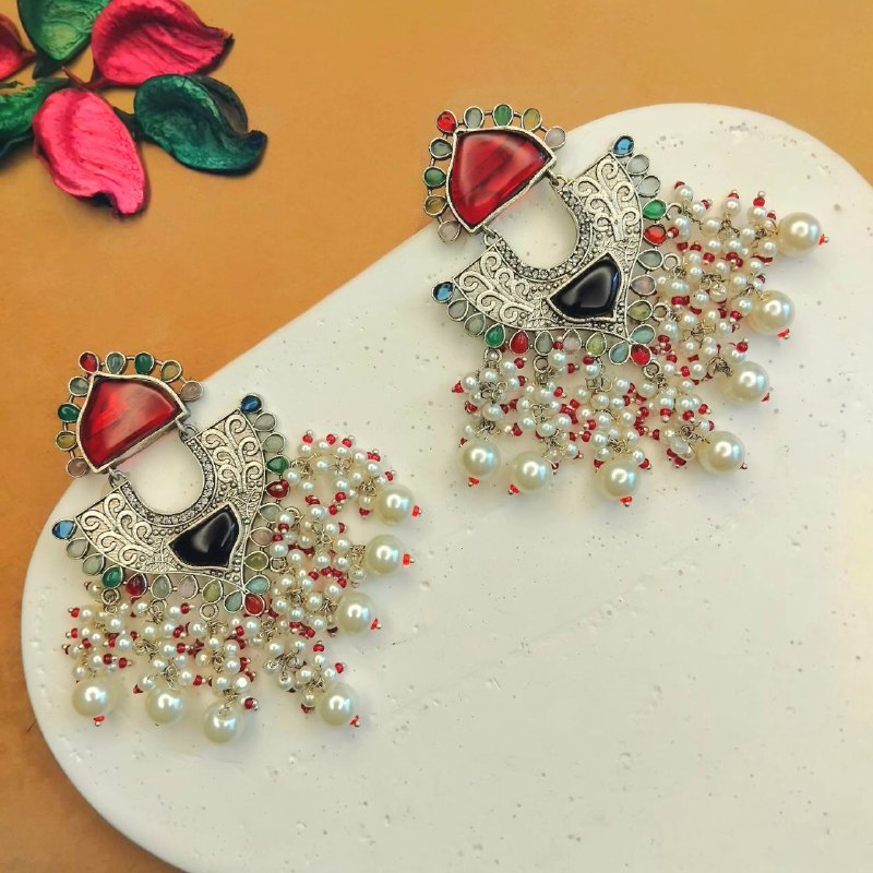 TESSA SEMI HANDMADE OXIDIZED DANGLER EARRING ER375