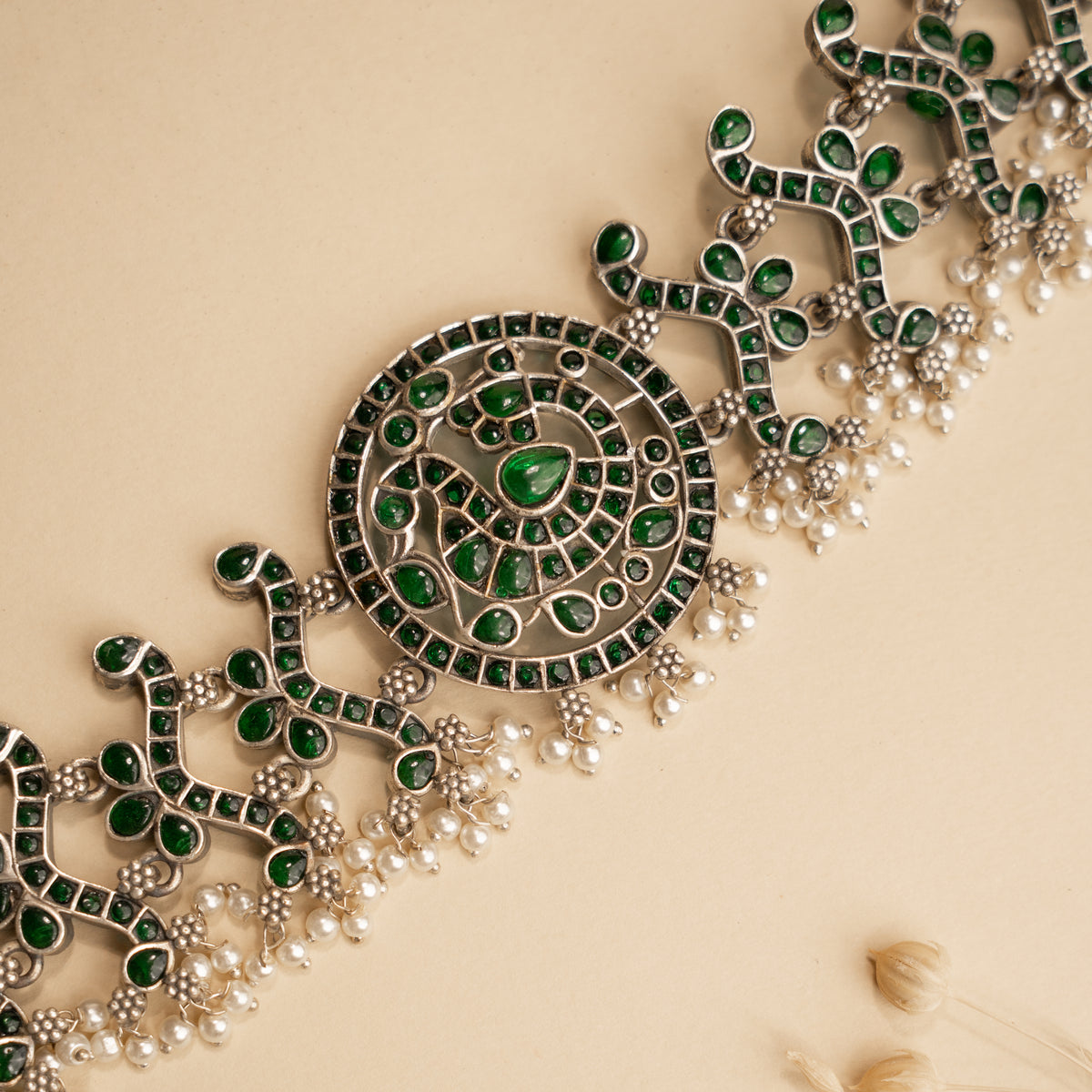 AARNA BIJOUX PREMIUM AND EXCLUSIVE SEMI HANDMADE RUSTIC FINISH CHOKER WITH EARRINGS CH136