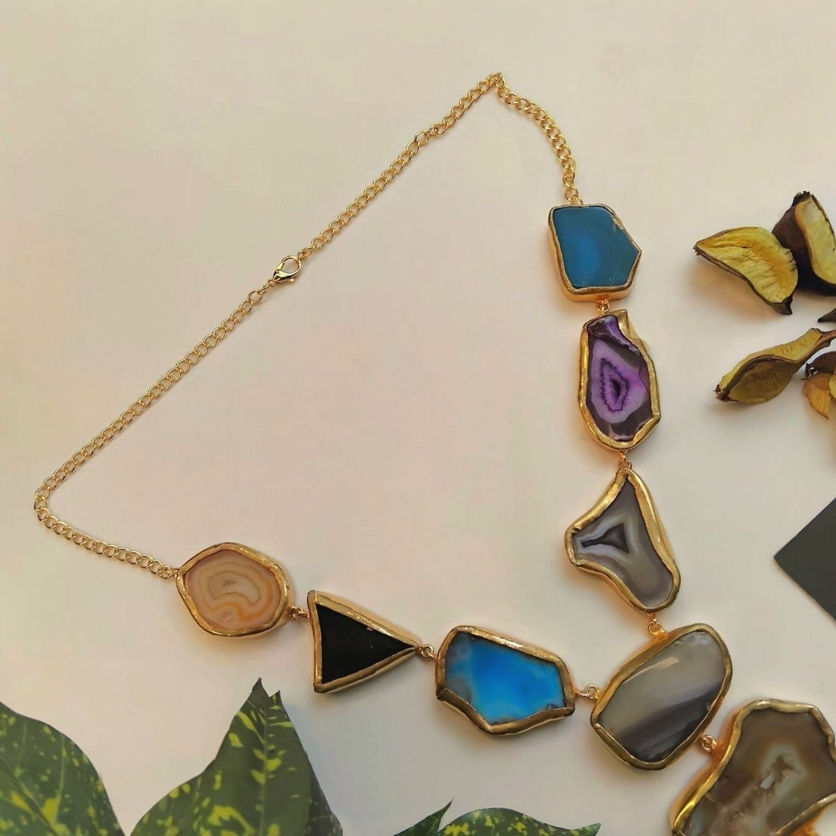 VIHANA HANDMADE NATURAL AGATE STONE TIE NECKLACE ML234
