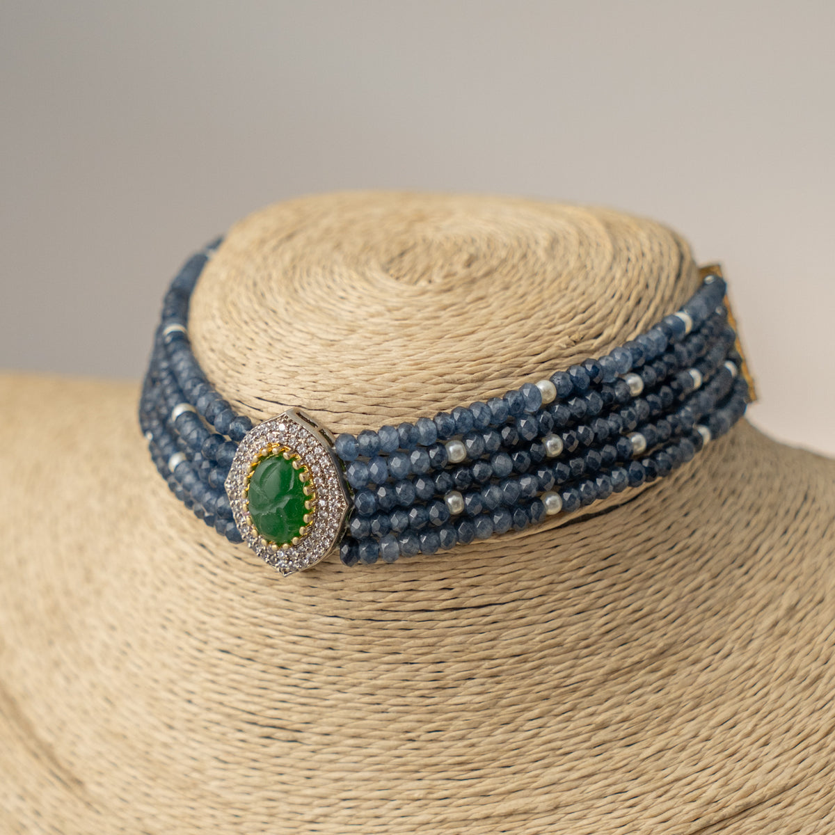 ARLO BIJOUX PREMIUM HANDMADE ONEX BEADS ZIRCON AND CARVING STONE CHOKER CH407