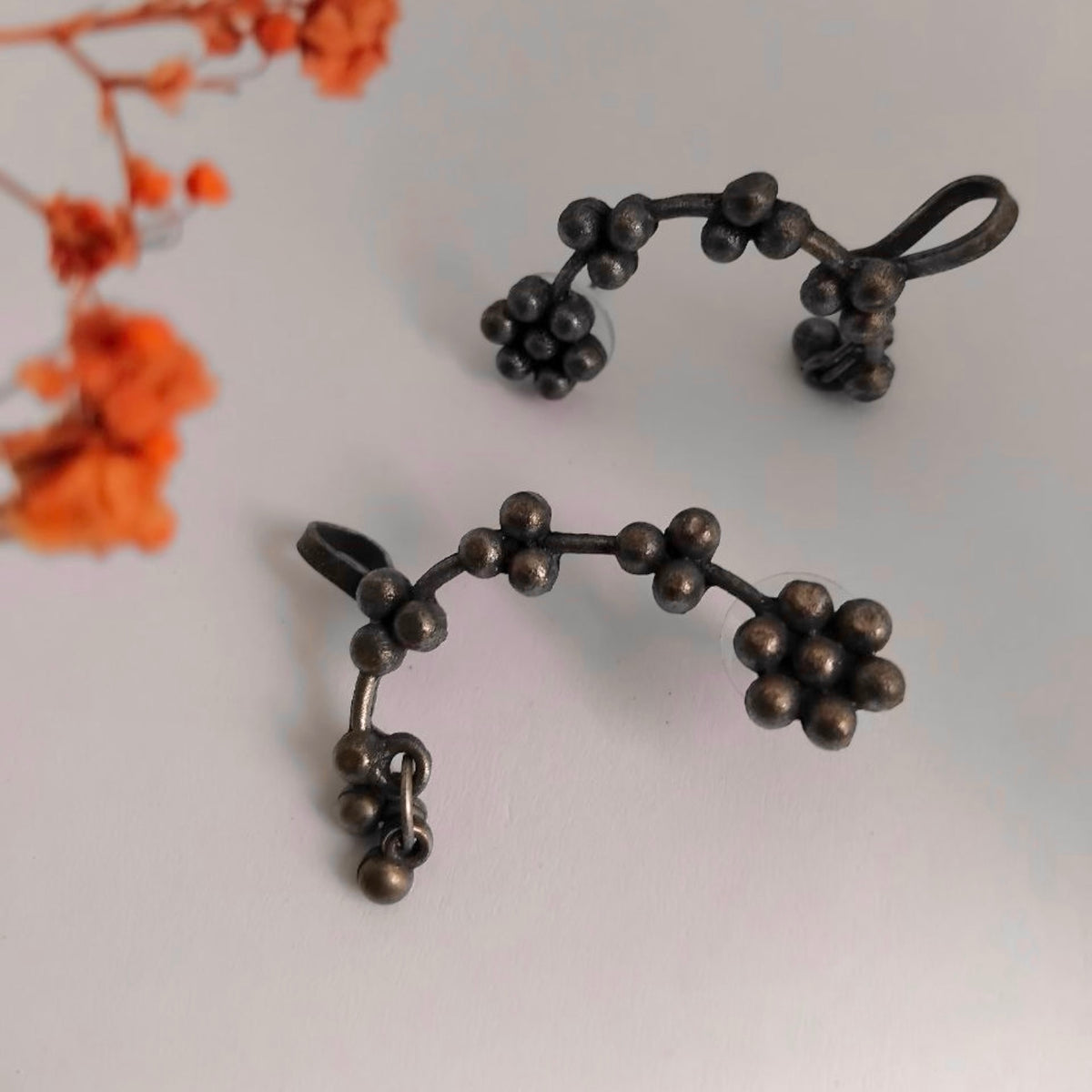 NITHIRA BLACK POLISH RAW AND RUSTIC EAR CUFF/EARRINGS EA05