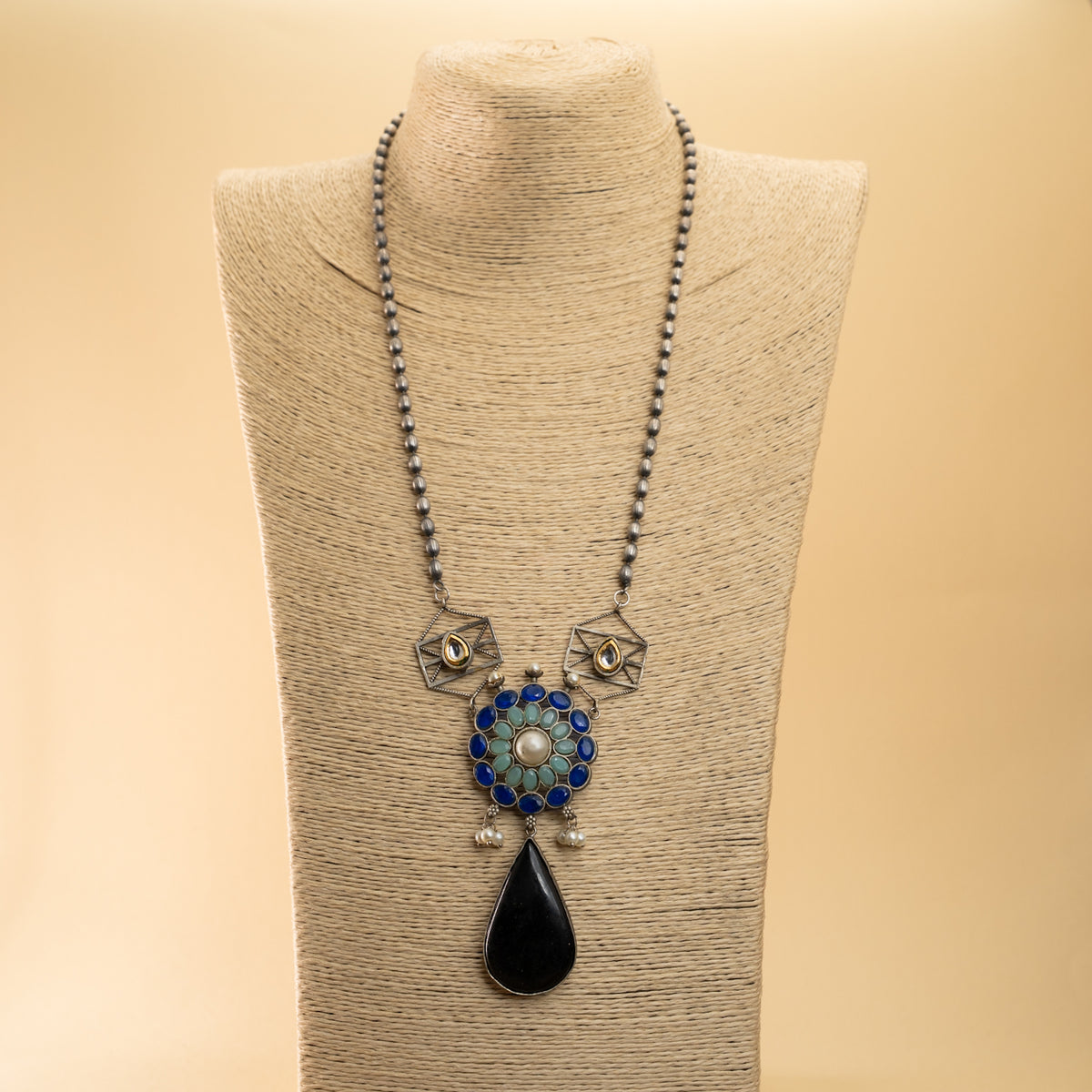 ELAN SILVER LOOK ALIKE /BIJOUX EXCLUSIVE HAND MADE MALA/NECKPIECE ML71