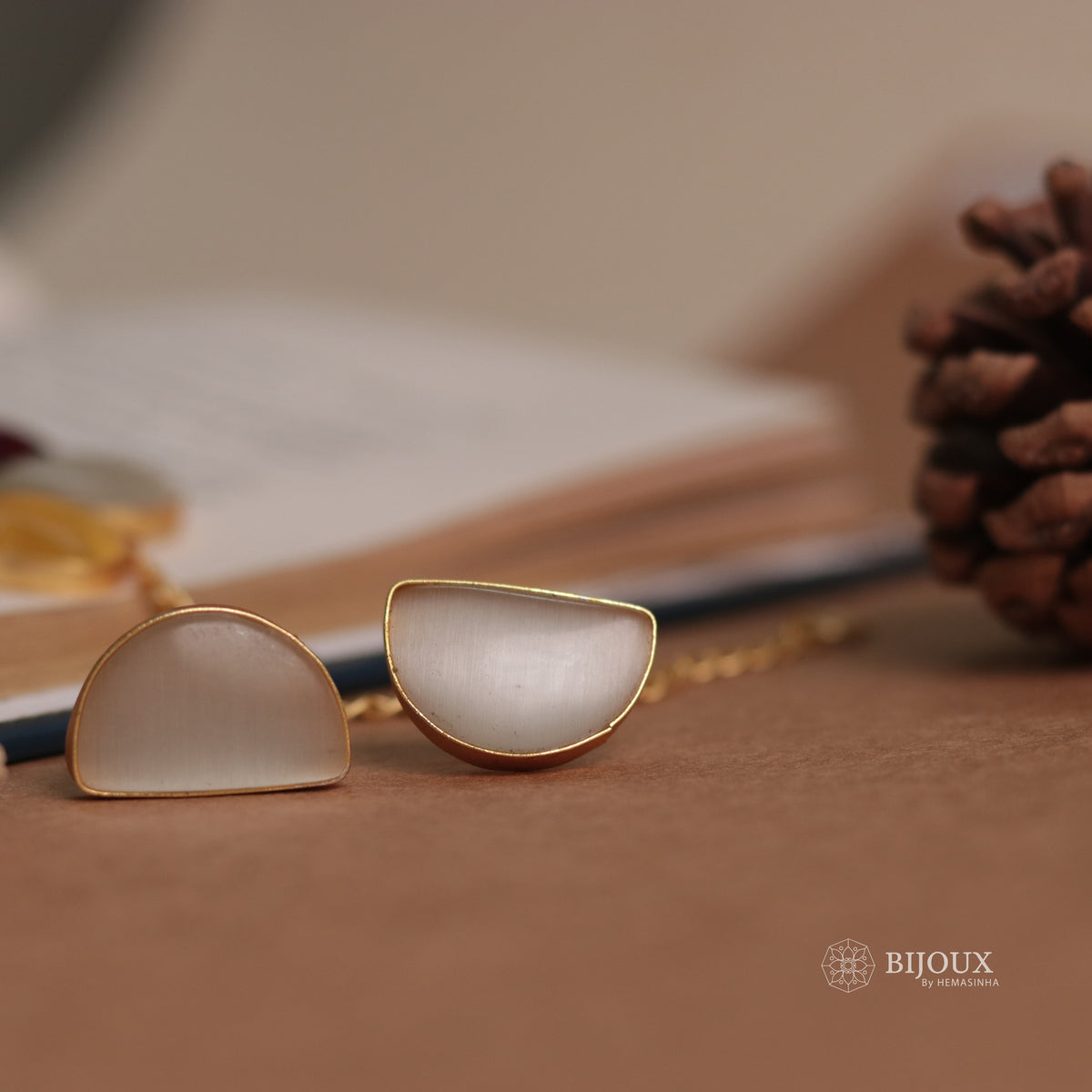 LUCY BIJOUX PREMIUM AND EXCLUSIVE HANDMADE CHOKER WITH EARRINGS CH121