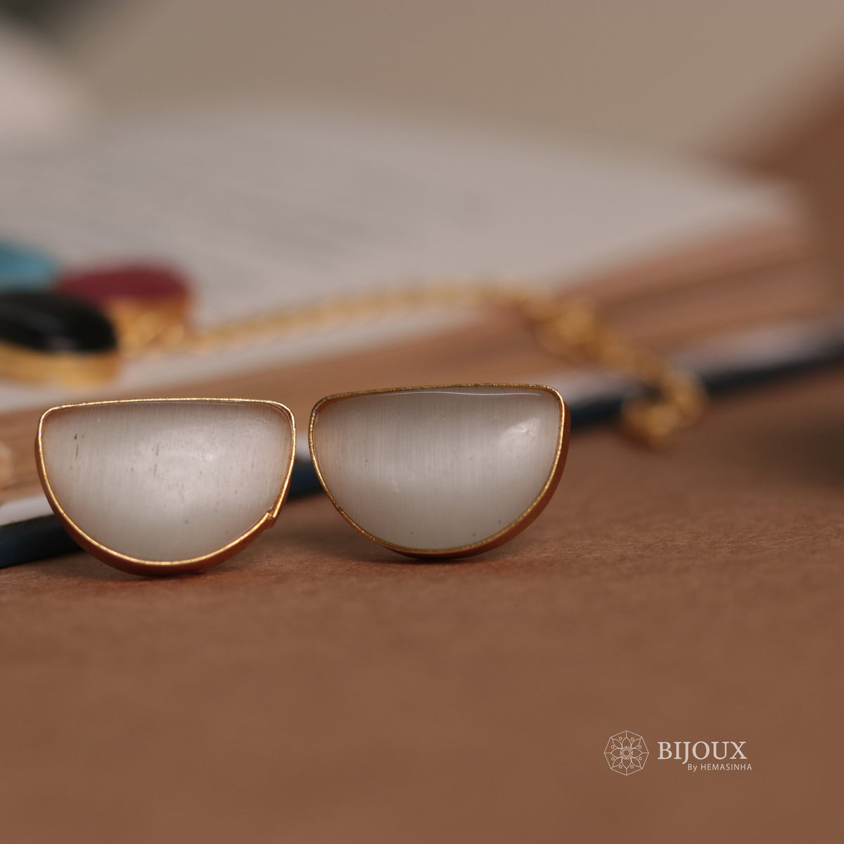 LUCY BIJOUX PREMIUM AND EXCLUSIVE HANDMADE CHOKER WITH EARRINGS CH121