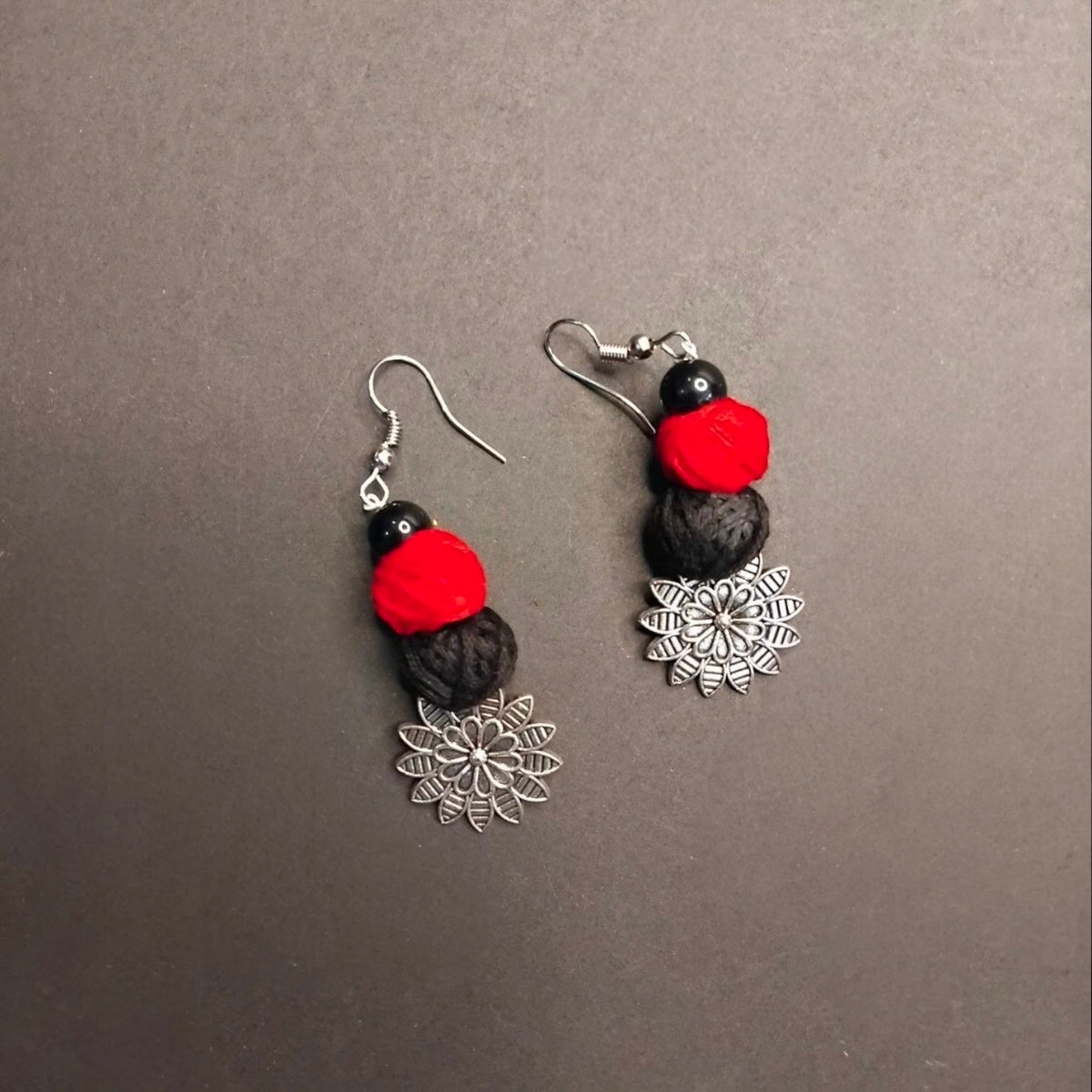 NIMISHA FABRIC AND BEADS HANDMADE AND HANDSTICHED MALA/ NECKPIECE ML90