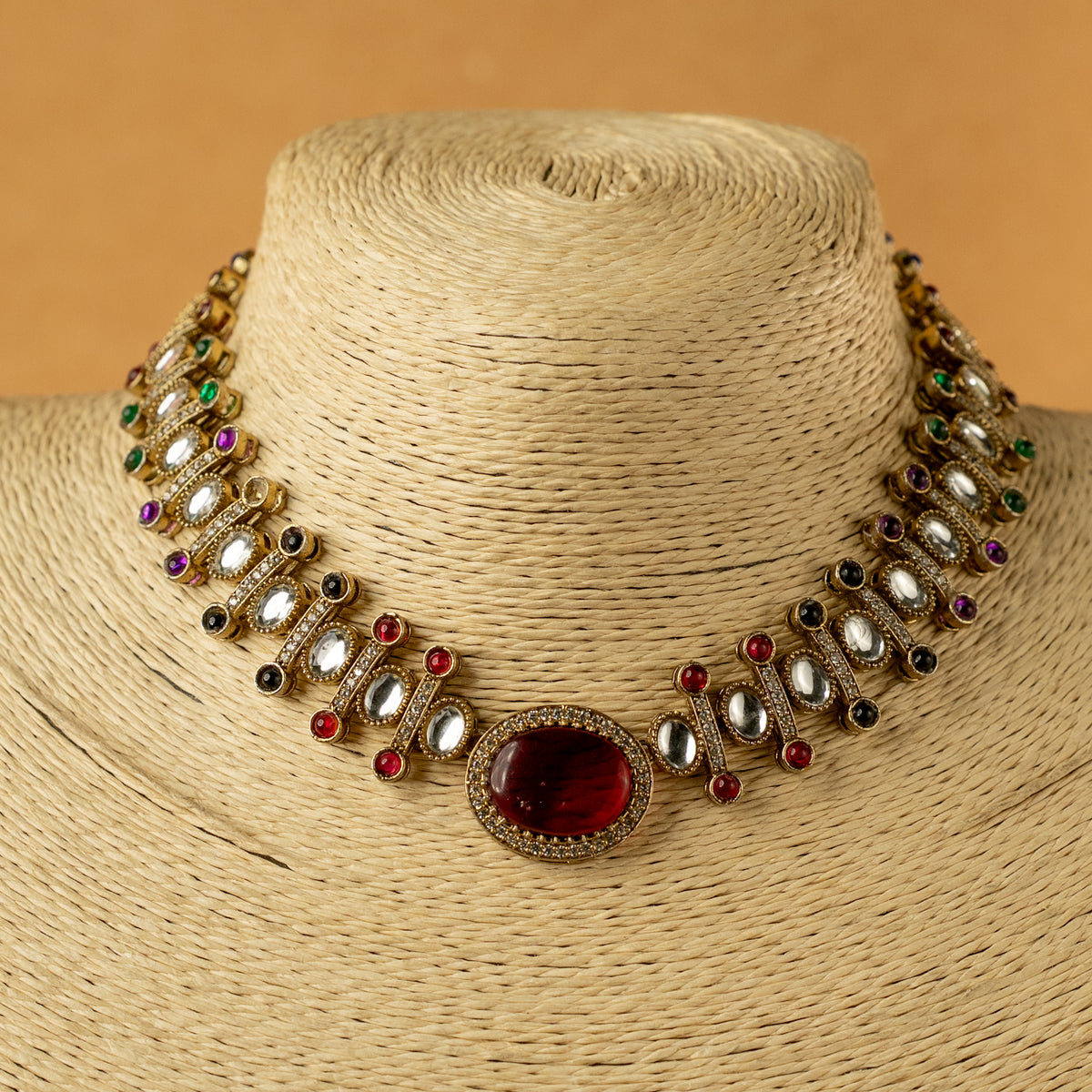 ZOHRA SEMI HANDMADE MONALISA STONE NECKPIECE/NECKLACE EARRINGS NL325