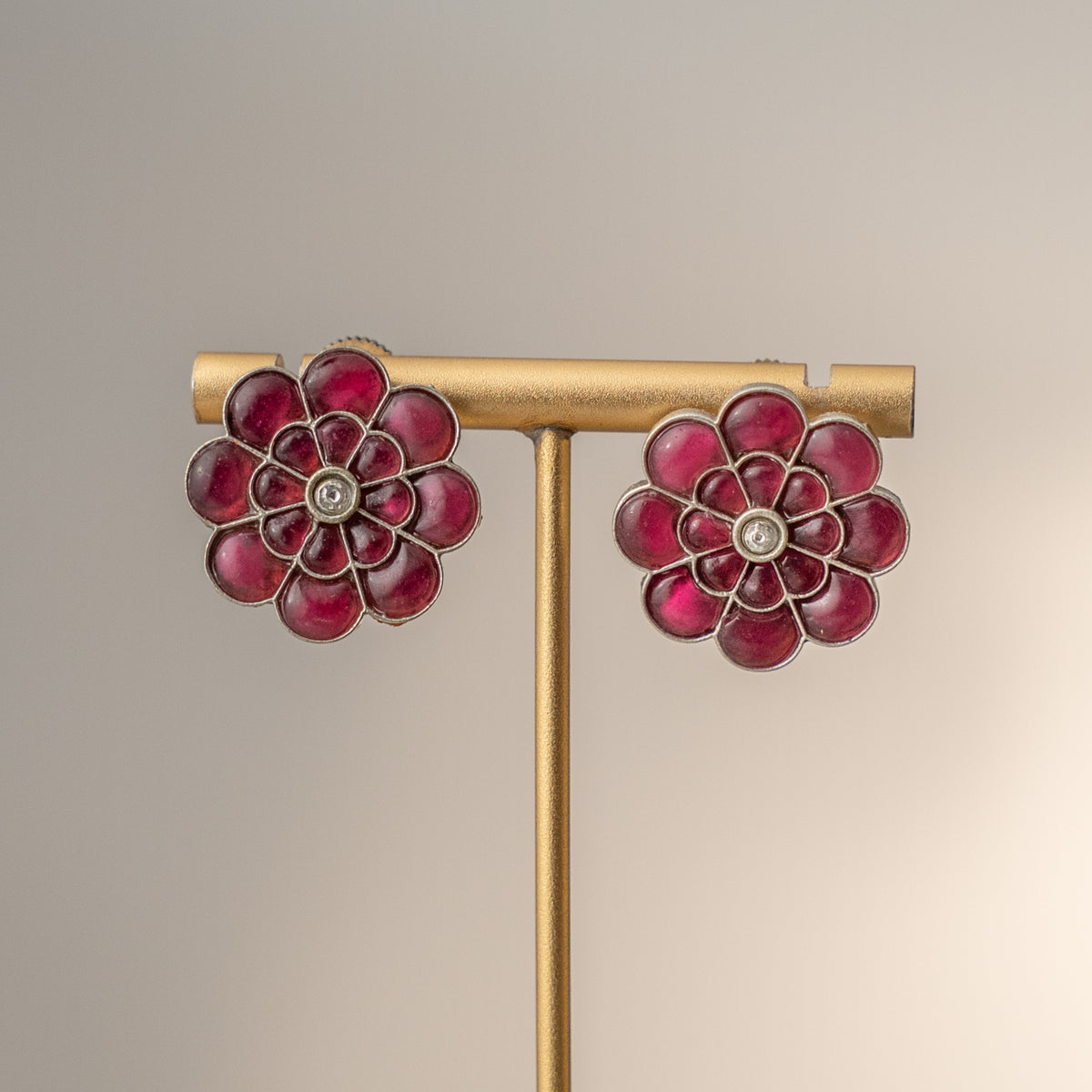 ADIRANA SEMI HANDMADE ANTIQUE NECKPIECE/CHOKER WITH STUD CH498.