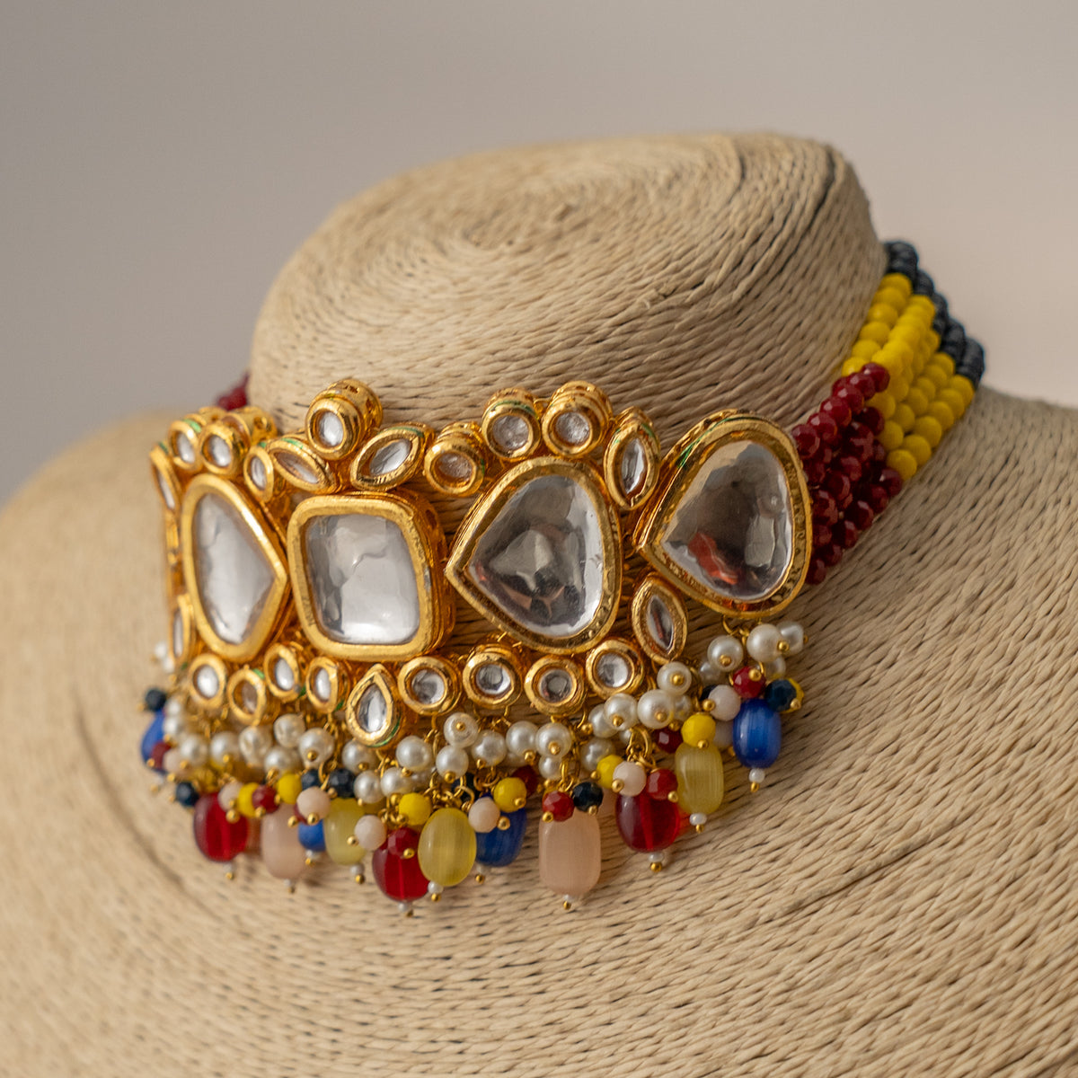 MOI FAUX KUNDAN AND BEADS HANDMADE GOLD TONED CHOKER WITH EARRINGS CH410