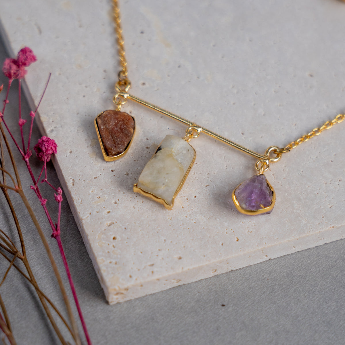 LAINEY GOLD TONED HANDMADE HAND HAMMERED NECKLACE AND lEARRINGS OF14