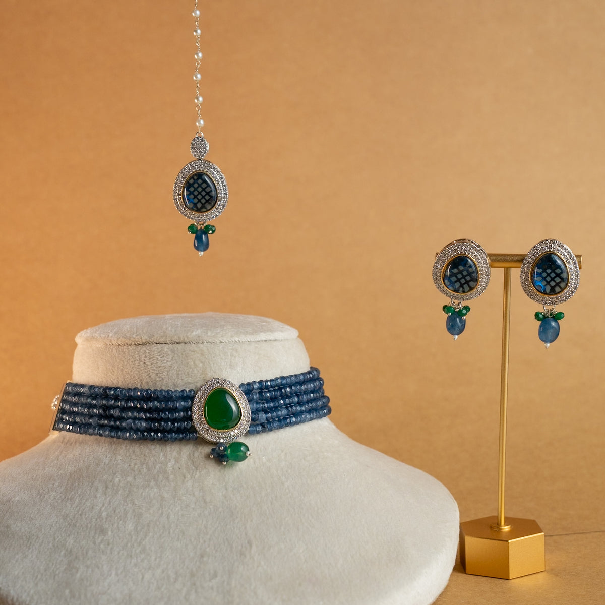 SOPHIE ONEX BEADS BIJOUX PREMIUM AND EXCLUSIVE HANDMADE CHOKER WITH EARRINGS CH210