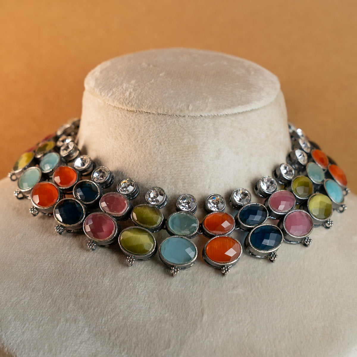 CLASSIC PRINESS PREMIUM RUSTIC FINISH SEMI HANDMADE NECKLACE NL250