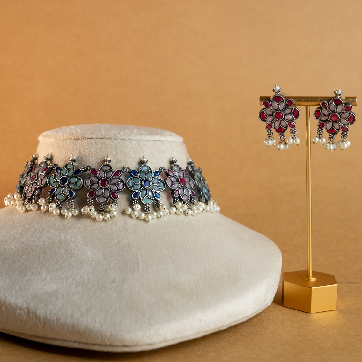 ATHENA BIJOUX PREMIUM SEMI HANDMADE ANTIQUE FAUX SILVER NECKPIECE/NECKLACE EARRINGS NL217