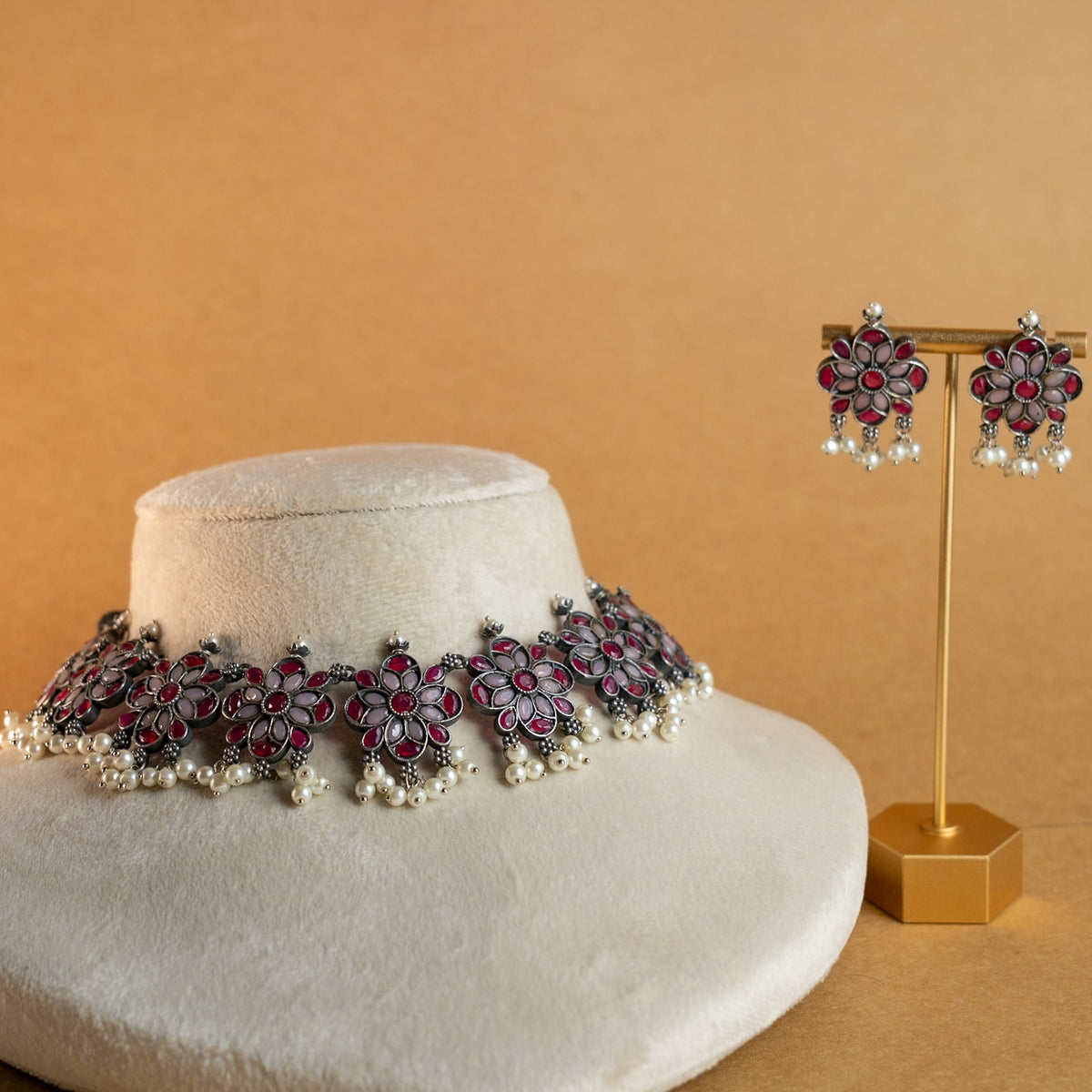 ATHENA BIJOUX PREMIUM SEMI HANDMADE ANTIQUE FAUX SILVER NECKPIECE/NECKLACE EARRINGS NL217