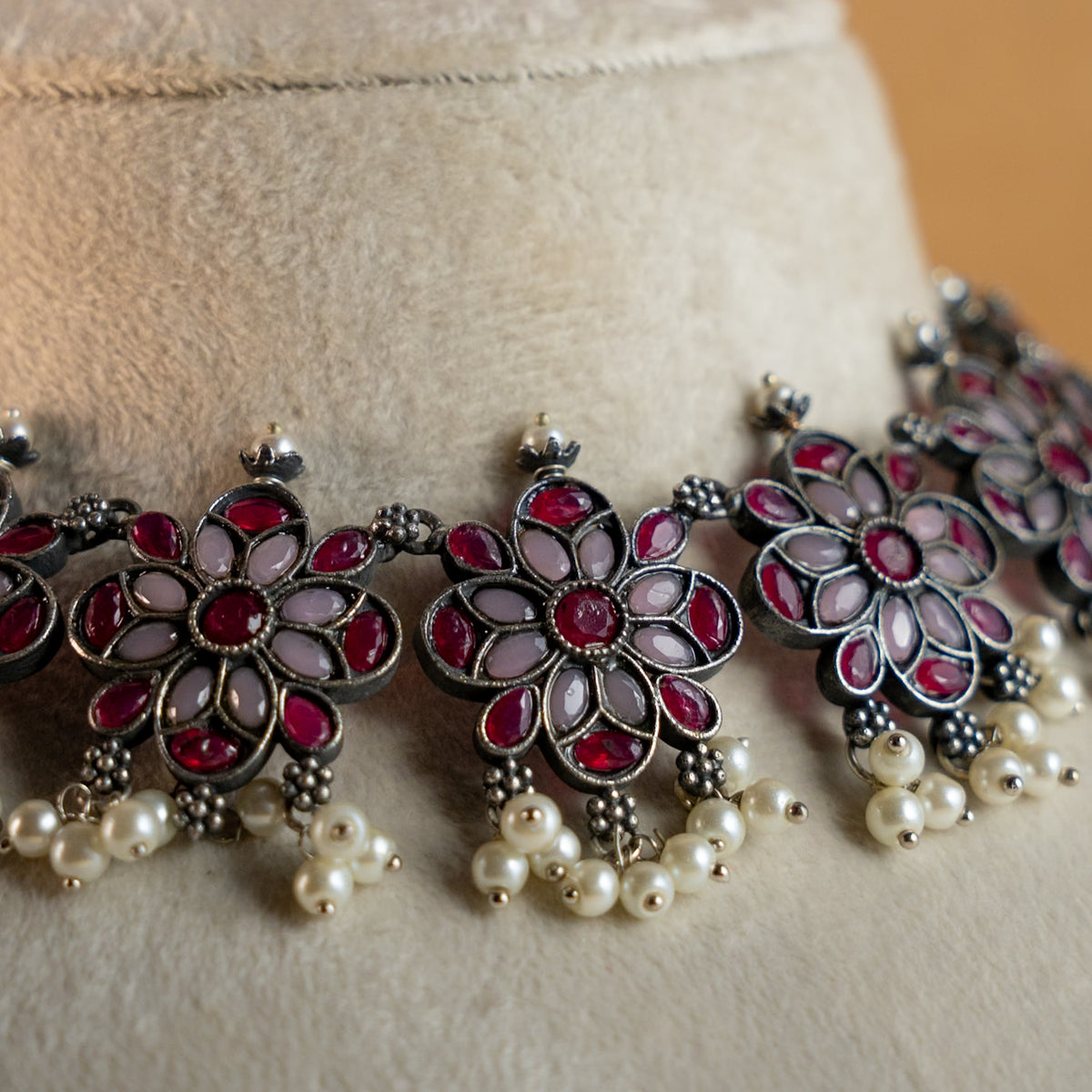 ATHENA BIJOUX PREMIUM SEMI HANDMADE ANTIQUE FAUX SILVER NECKPIECE/NECKLACE EARRINGS NL217