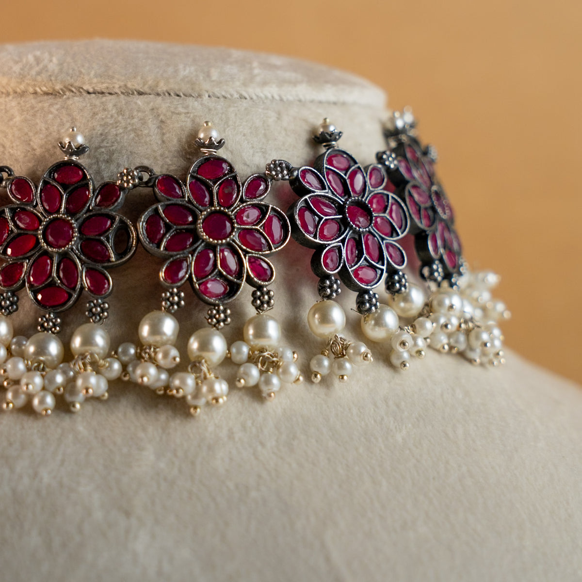 ATHENA BIJOUX PREMIUM SEMI HANDMADE ANTIQUE FAUX SILVER NECKPIECE/NECKLACE EARRINGS NL217