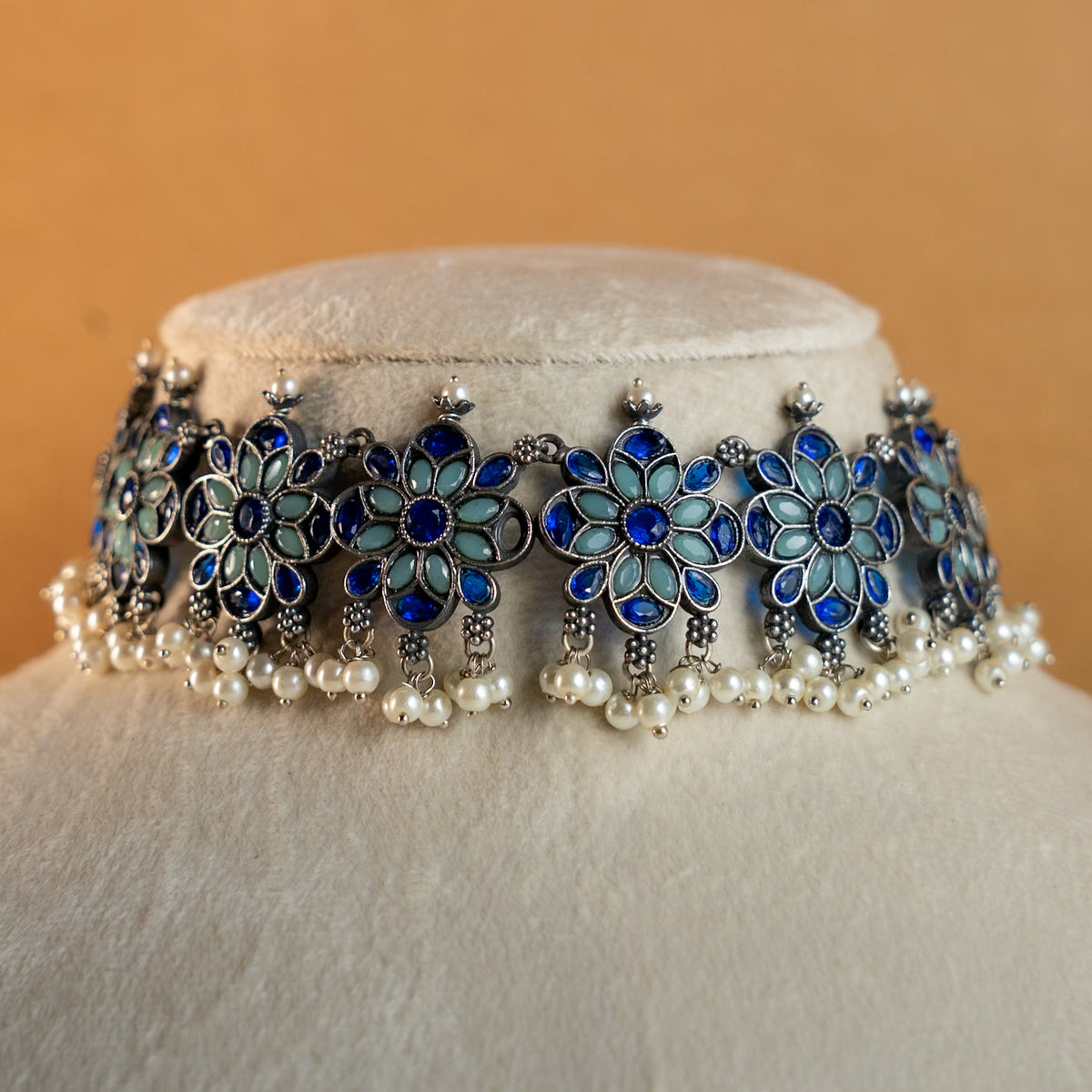 ATHENA BIJOUX PREMIUM SEMI HANDMADE ANTIQUE FAUX SILVER NECKPIECE/NECKLACE EARRINGS NL217