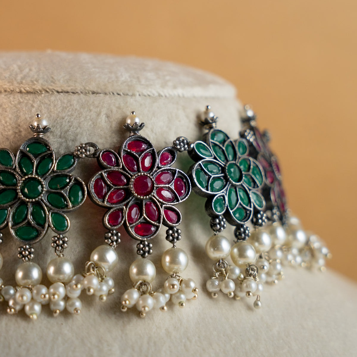 ATHENA BIJOUX PREMIUM SEMI HANDMADE ANTIQUE FAUX SILVER NECKPIECE/NECKLACE EARRINGS NL217