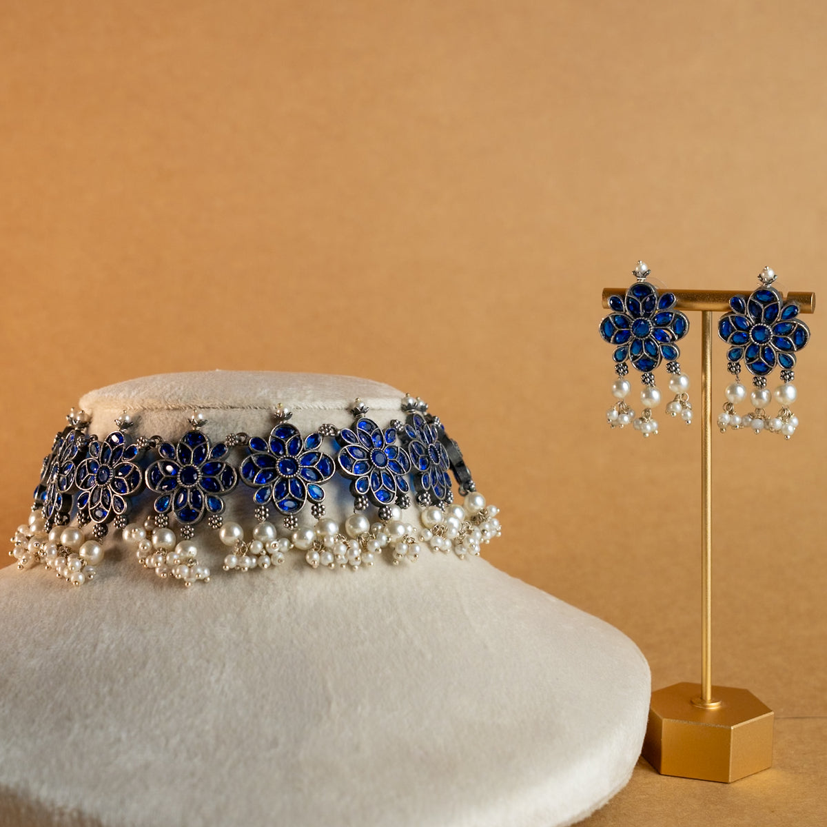 ATHENA BIJOUX PREMIUM SEMI HANDMADE ANTIQUE FAUX SILVER NECKPIECE/NECKLACE EARRINGS NL217